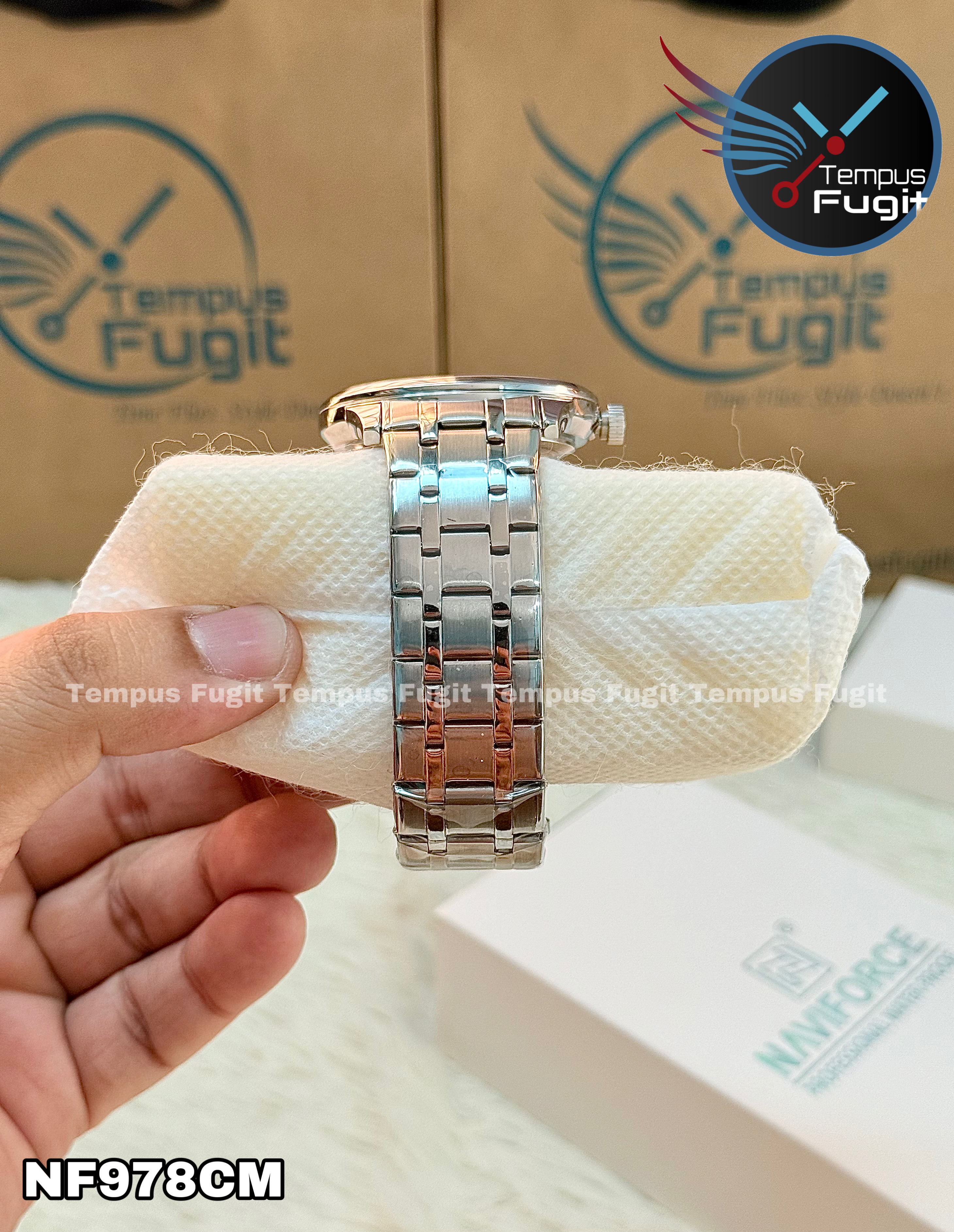 Naviforce 9230 Gents Chain Watch- Silver Dial- Silver Bezel- Silver Chain- TF Code NF978CM_img_10