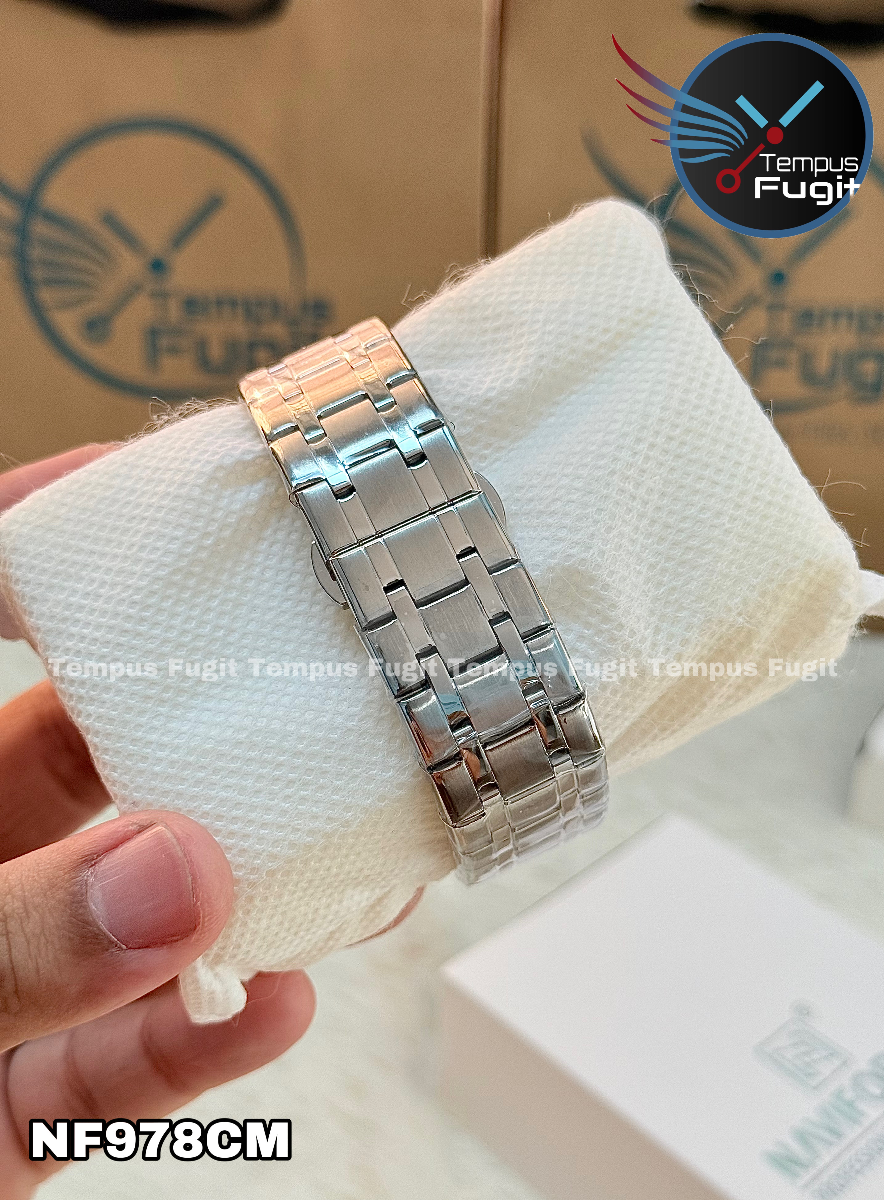 Naviforce 9230 Gents Chain Watch- Silver Dial- Silver Bezel- Silver Chain- TF Code NF978CM_img_12