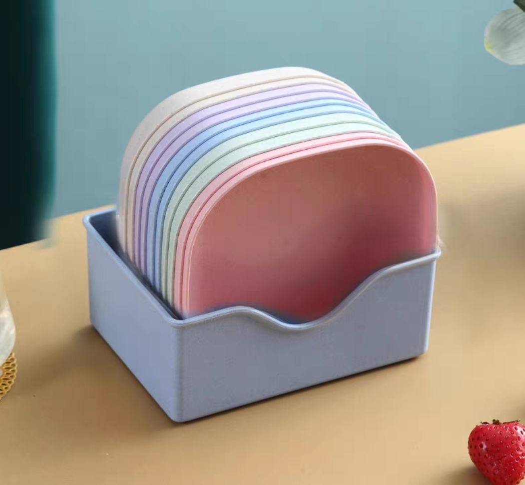 রঙিন প্লাস্টিকের বাটি।_img_4