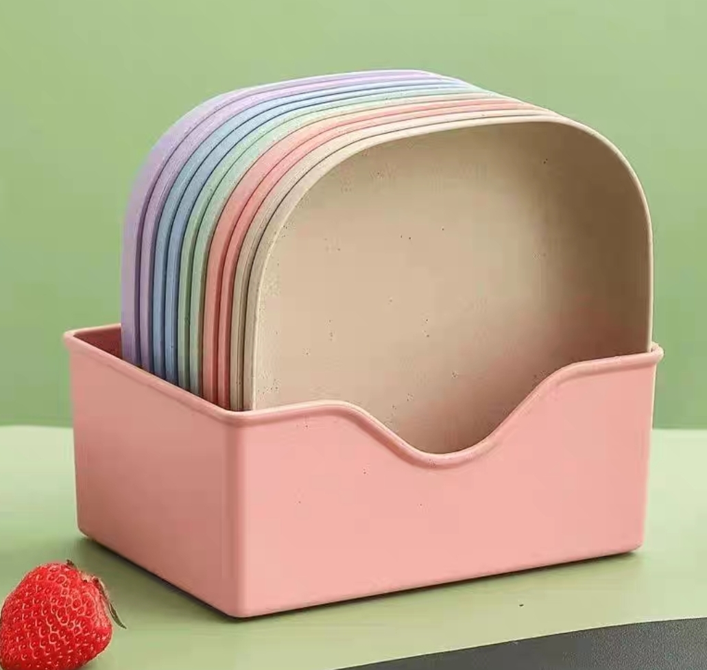 রঙিন প্লাস্টিকের বাটি।_img_6