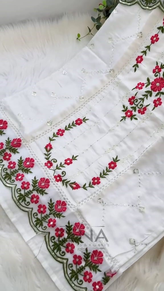 Luxury Embroidery Three Pieces - Image 4