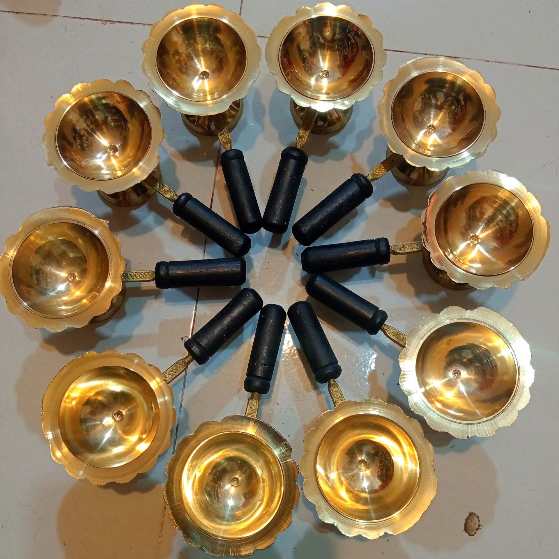 পিতলের ধুপতি কালেকশন - Image 1