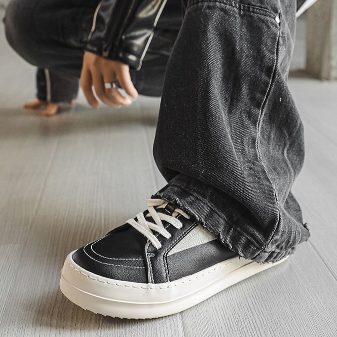 Vintage leather sneakers in black_img_2