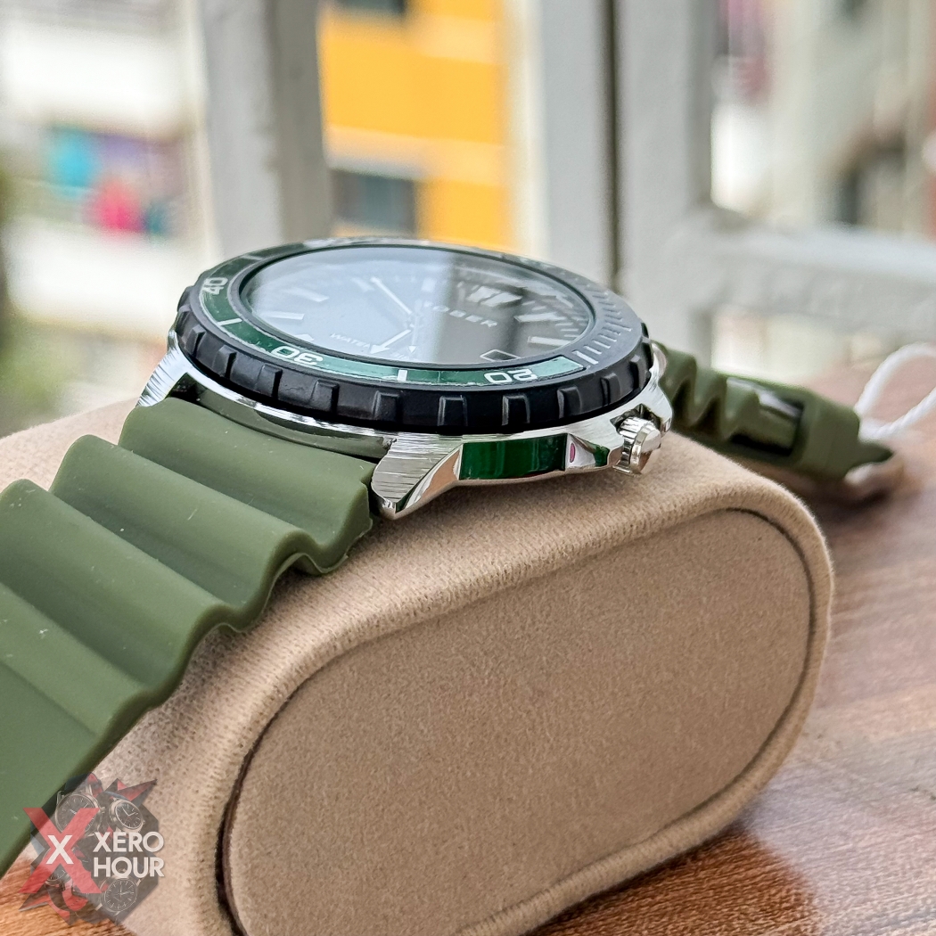 Sober Silicon Strap Sport | Date just Rotating Bezel | Green Dial_img_3