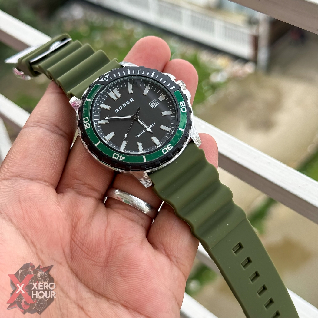 Sober Silicon Strap Sport | Date just Rotating Bezel | Green Dial_img_5