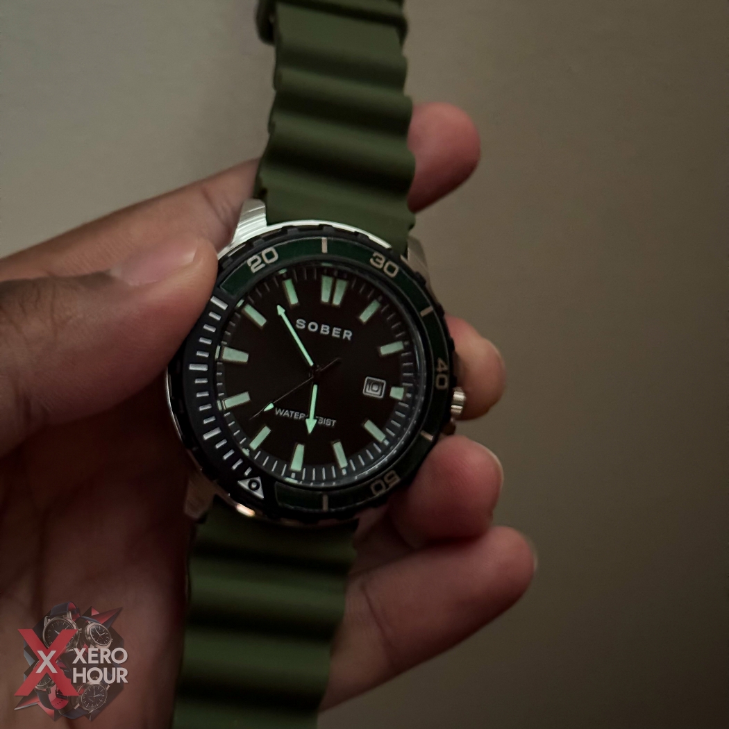Sober Silicon Strap Sport | Date just Rotating Bezel | Green Dial_img_6