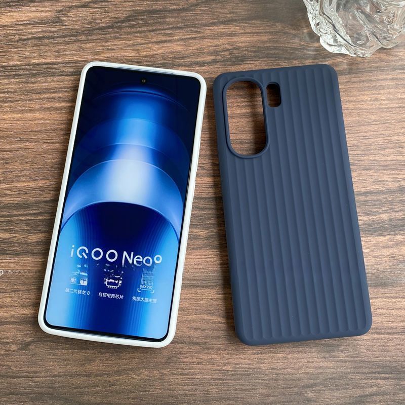 IQOO Neo9 liquid silicone solid color full-cover anti-fall protective cover_img_3