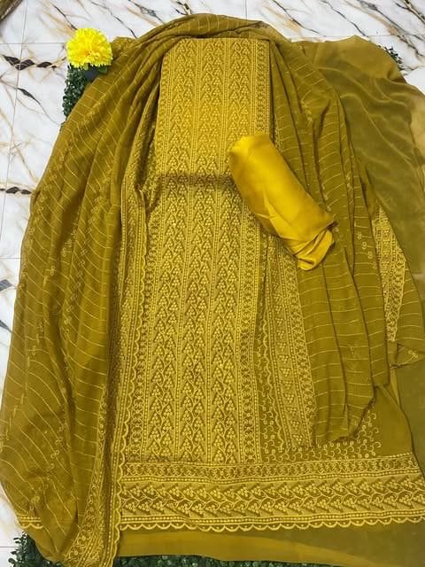 হেবী এমব্রয়ডারি ইন্ডিয়ান  ফোর পিস