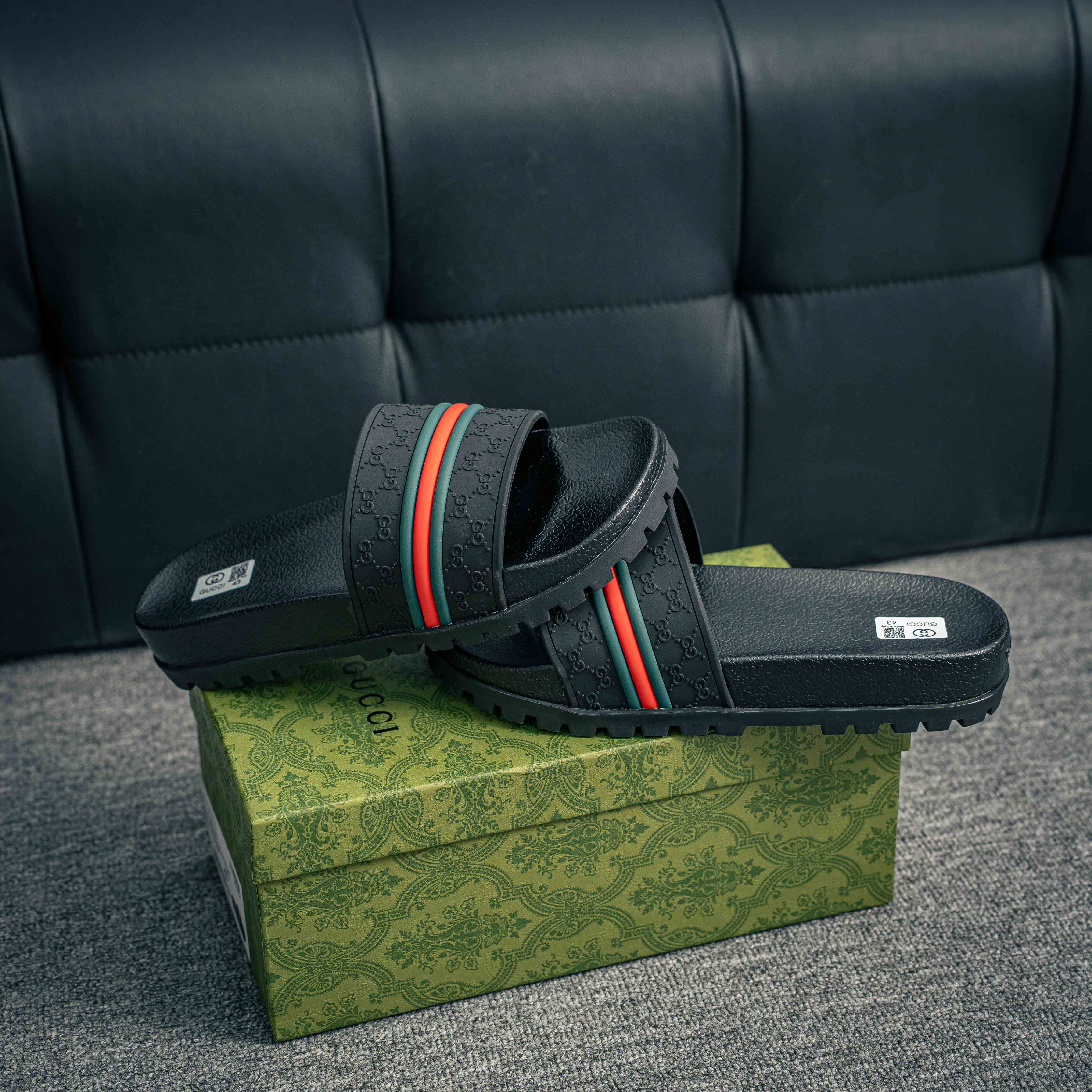 Gucci Web Slide Sandals (1:1)_img_1