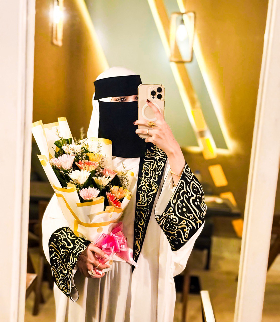 Calligraphy Coart Abaya White_img_0