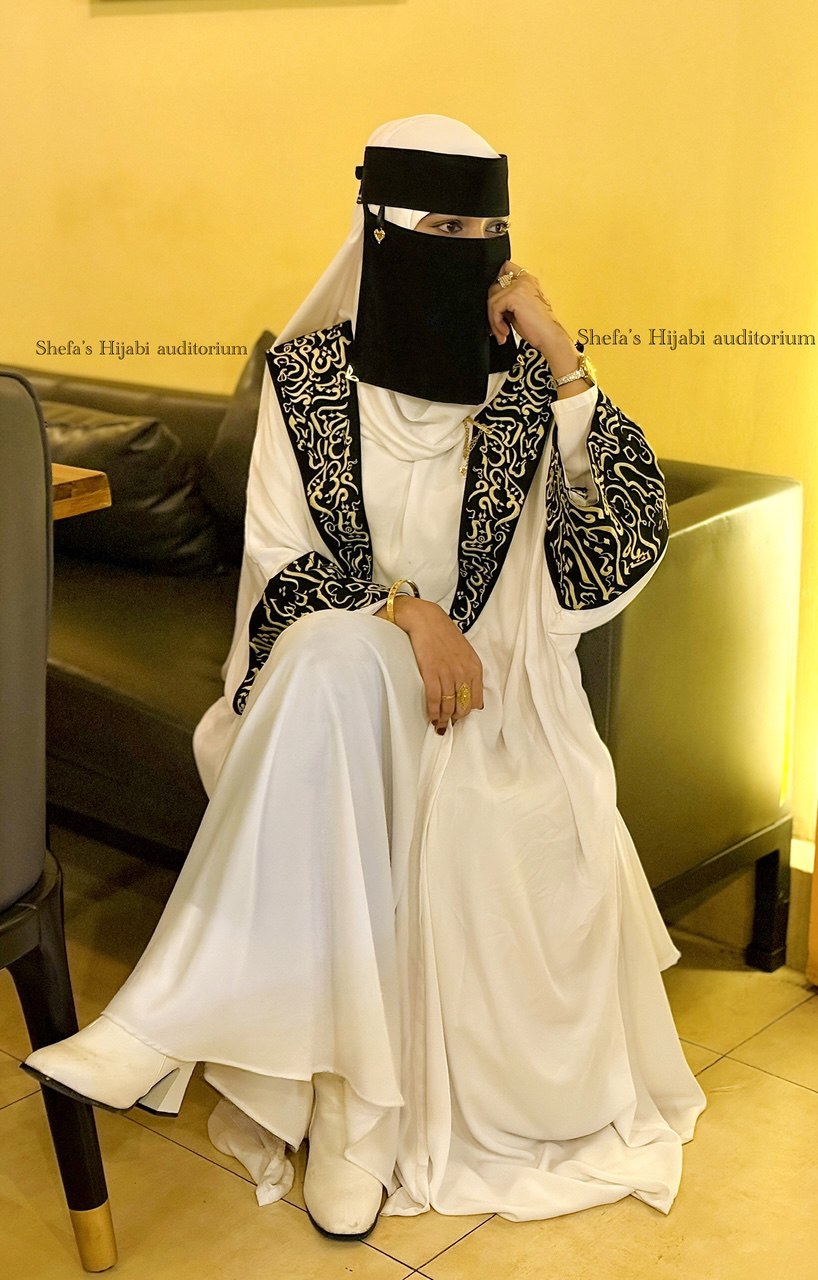 Calligraphy Coart Abaya White_img_3