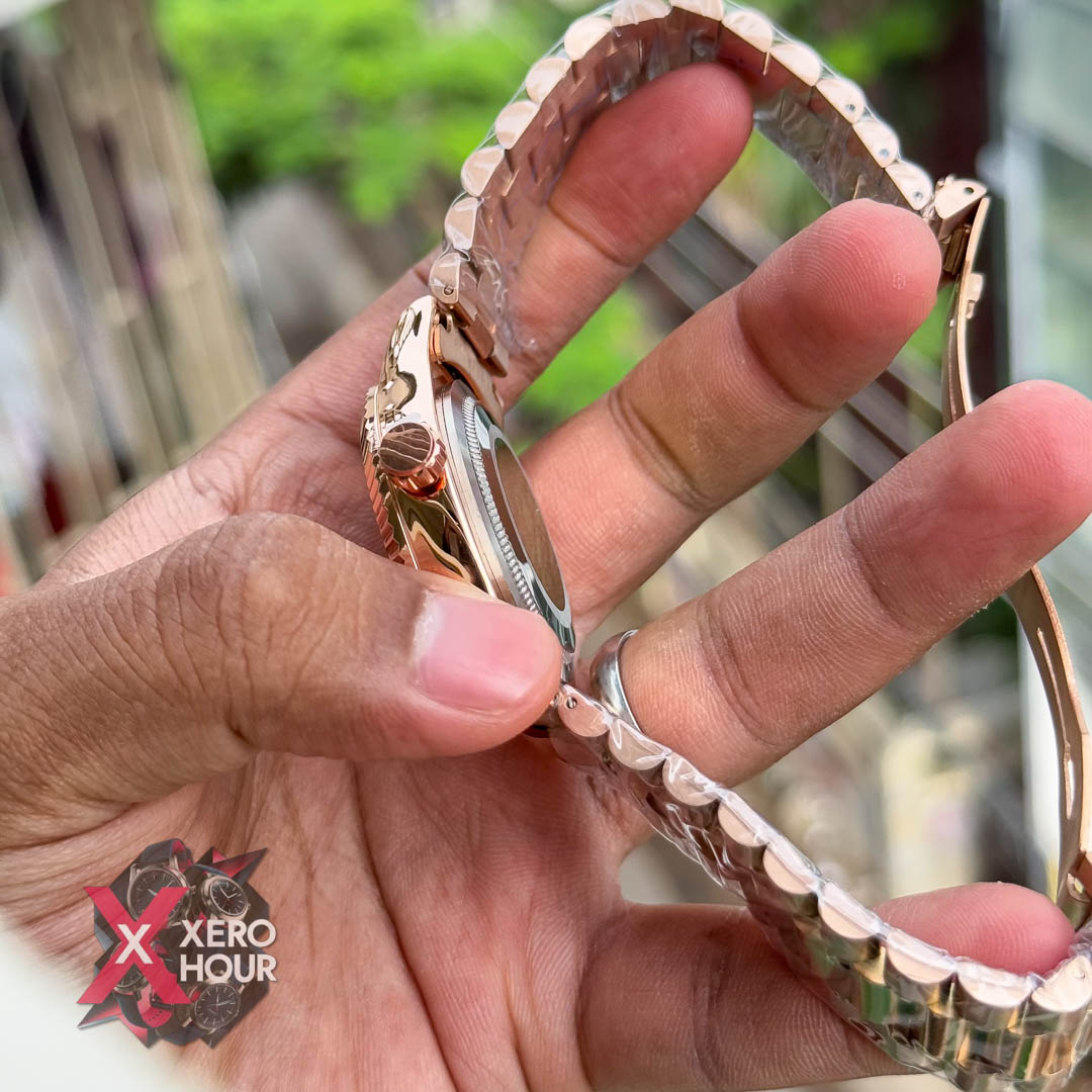 Rolex Date just | Rose Gold with Green Dial | Special Color Edition_img_2