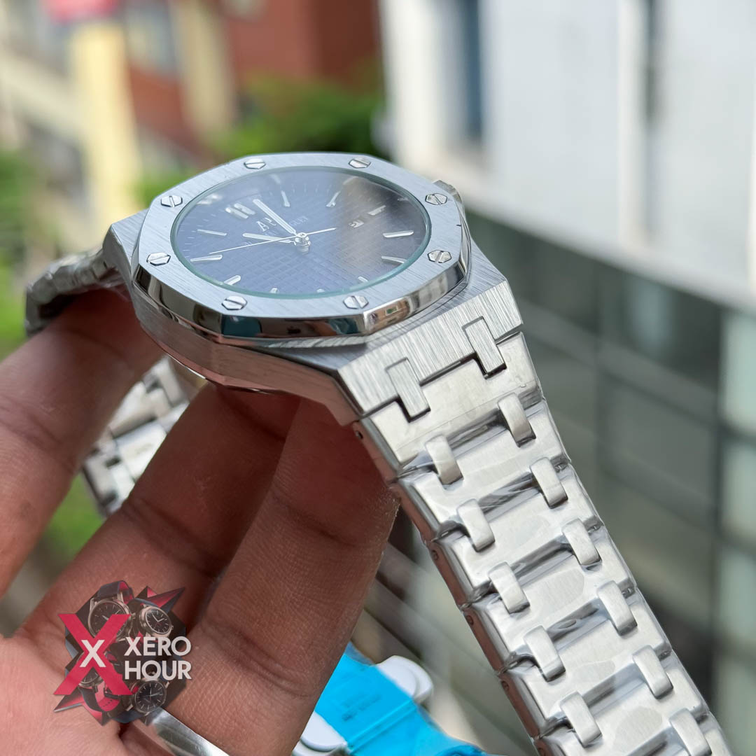 Audemars Piguet Royal Oak Upgraded Edition | Silver with Blue Dial_img_2