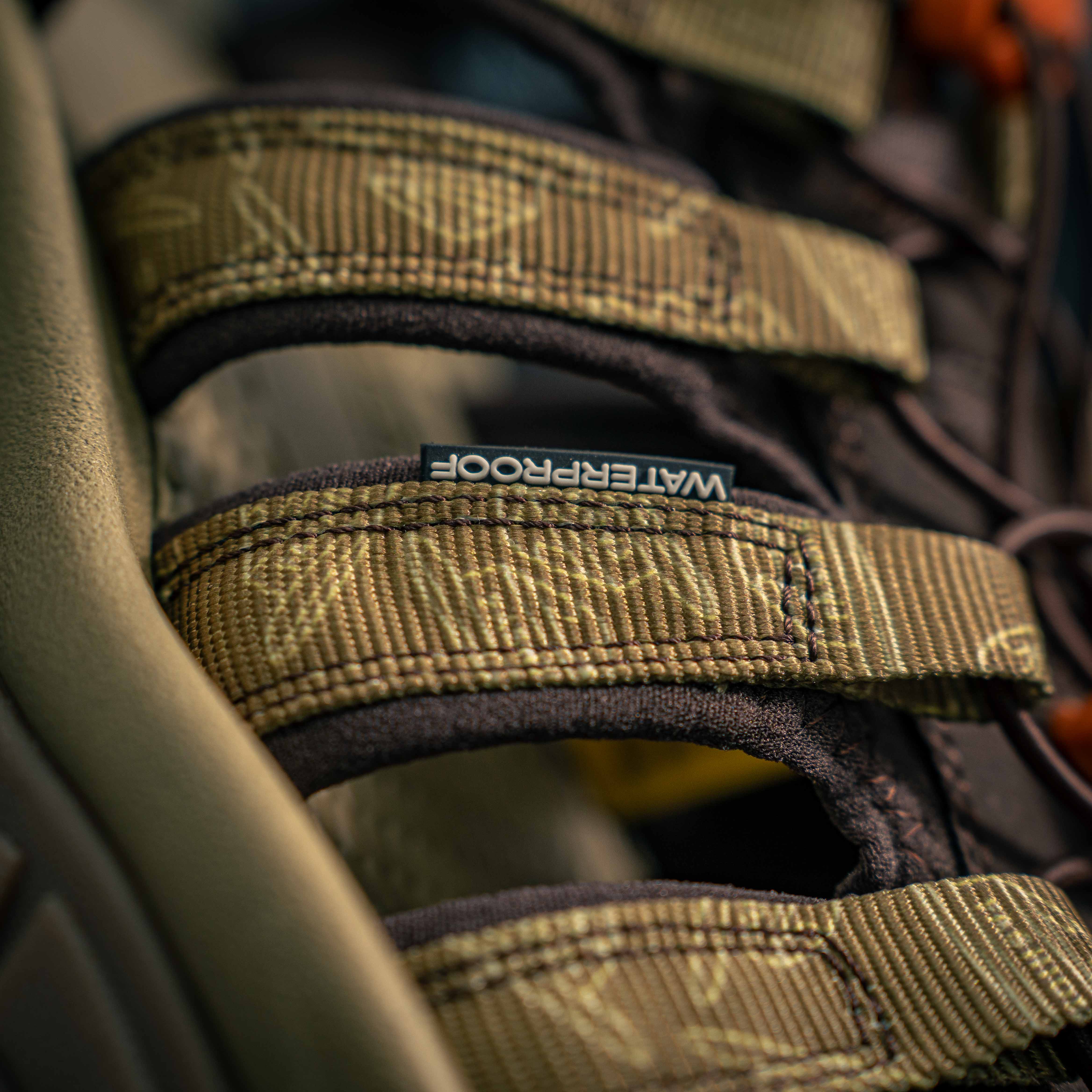 Keen Newport Retro x Smokey Bear (1:1)_img_2