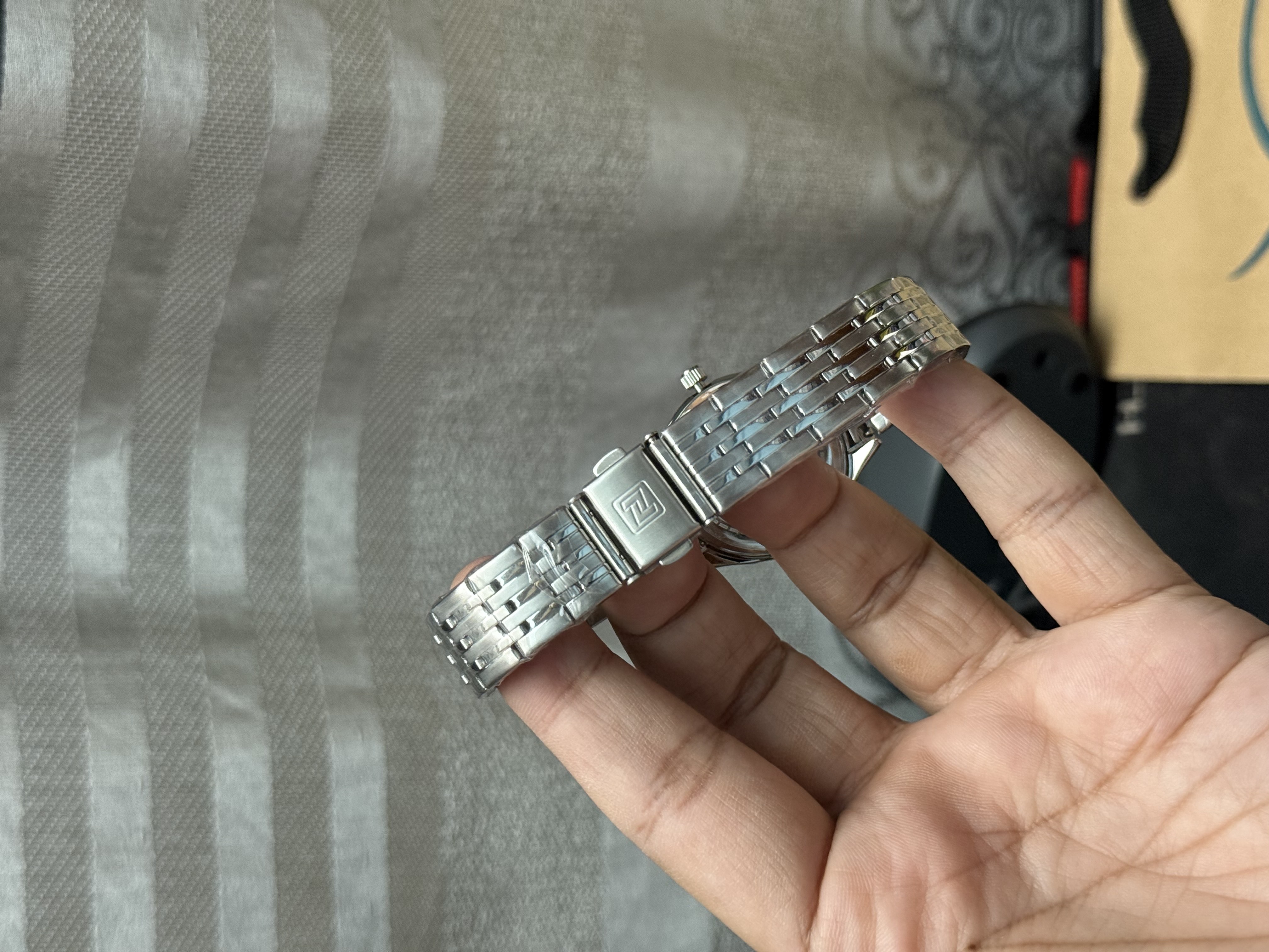 Naviforce 8039 Ladies Chain Watch- Silver Dial- Silver Bezel- Silver Chain- TF Code NF862CF_img_4