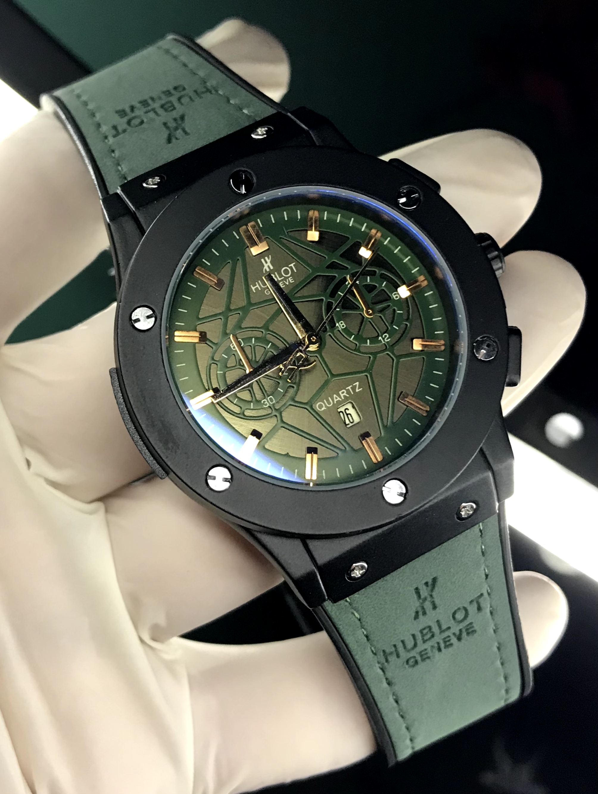 Round Green Hublot Men Wrist Watch