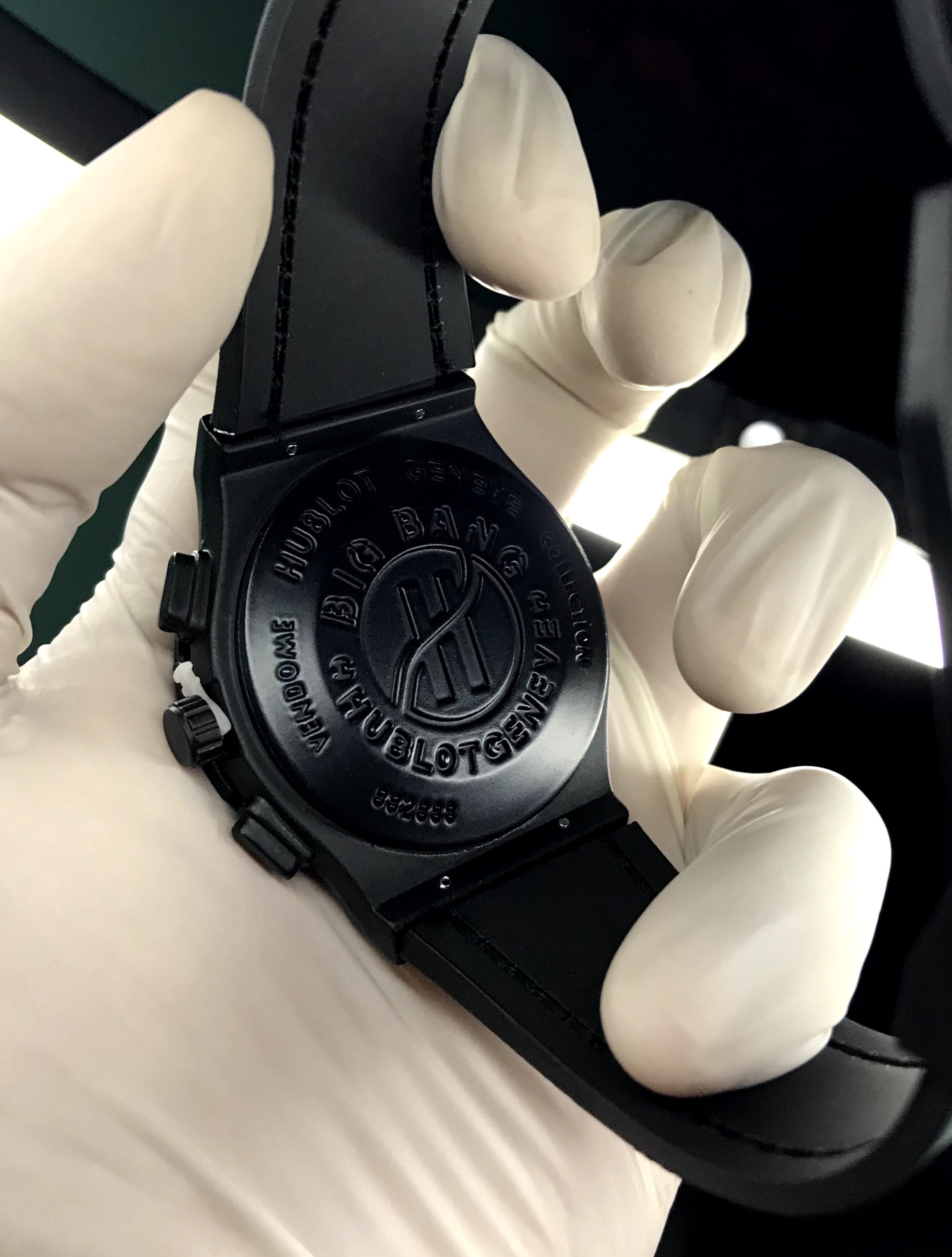 Round Green Hublot Men Wrist Watch_img_2