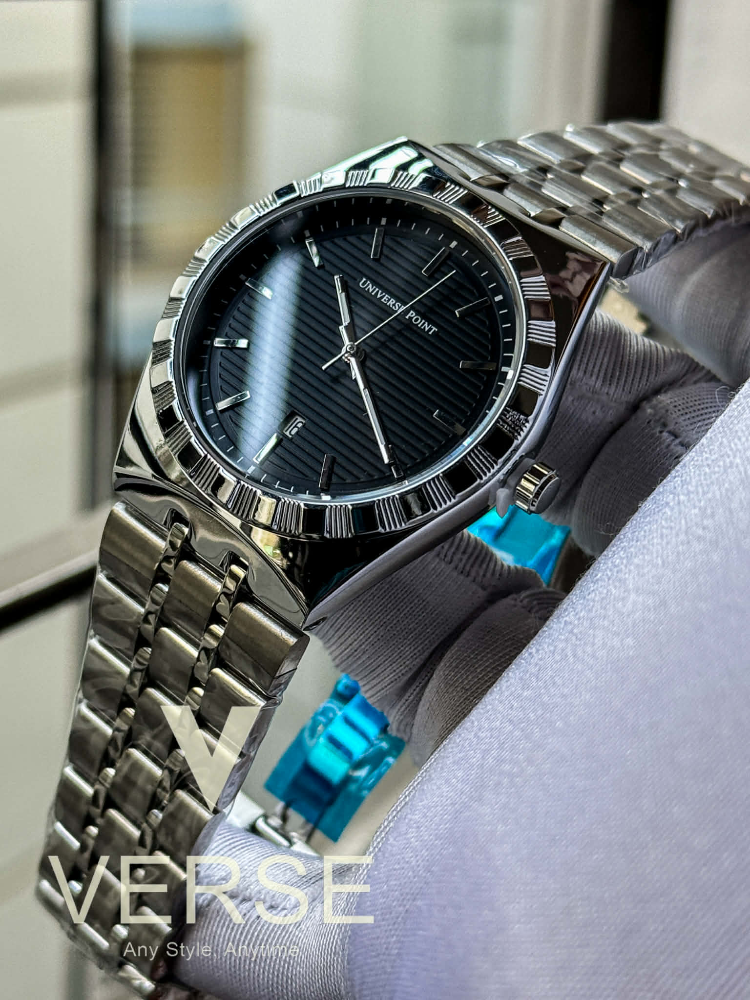 UNIVERSE POINT Overseas - Silver Chain Axis Black Dial | UP1988-2609