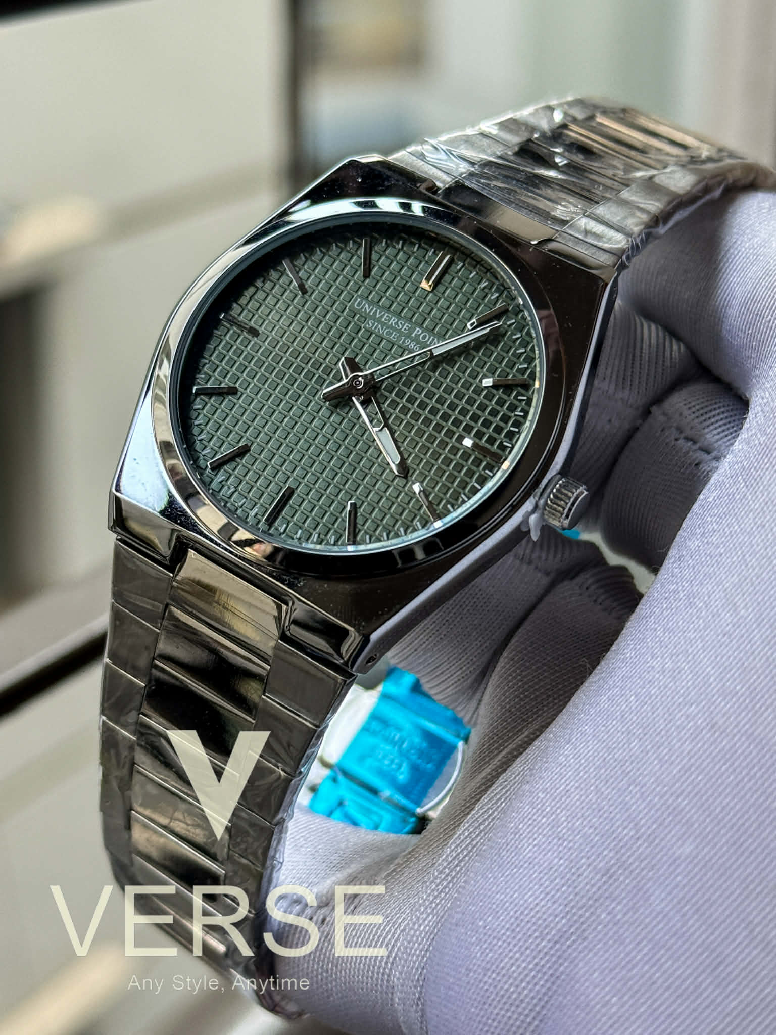 UNIVERSE POINT Slim Stainless Steel Watch – Sage Green Waffle Dial | UP3949-23708