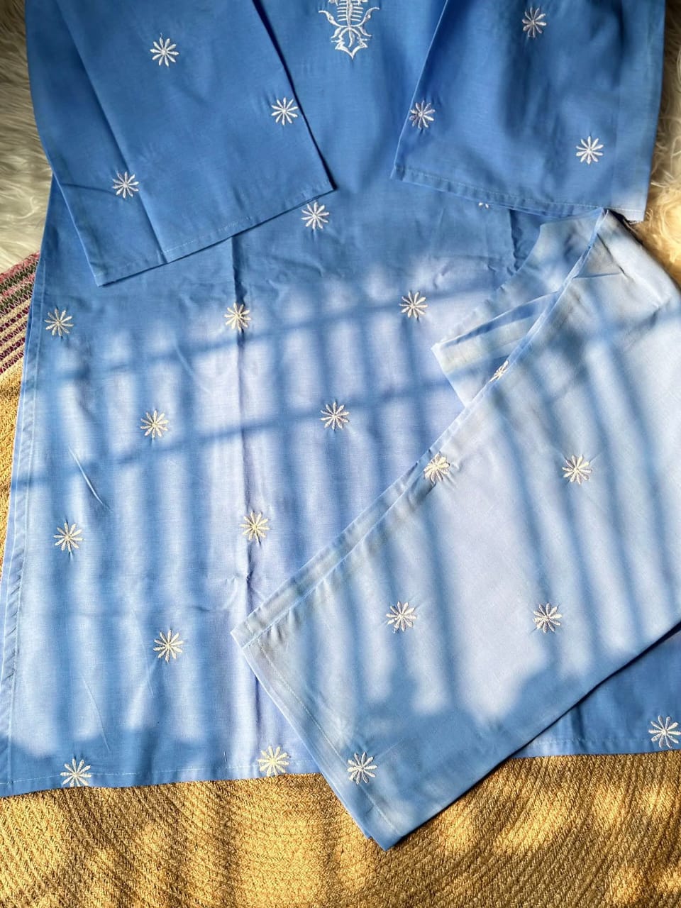 Embroidery Three Piece Set_img_1