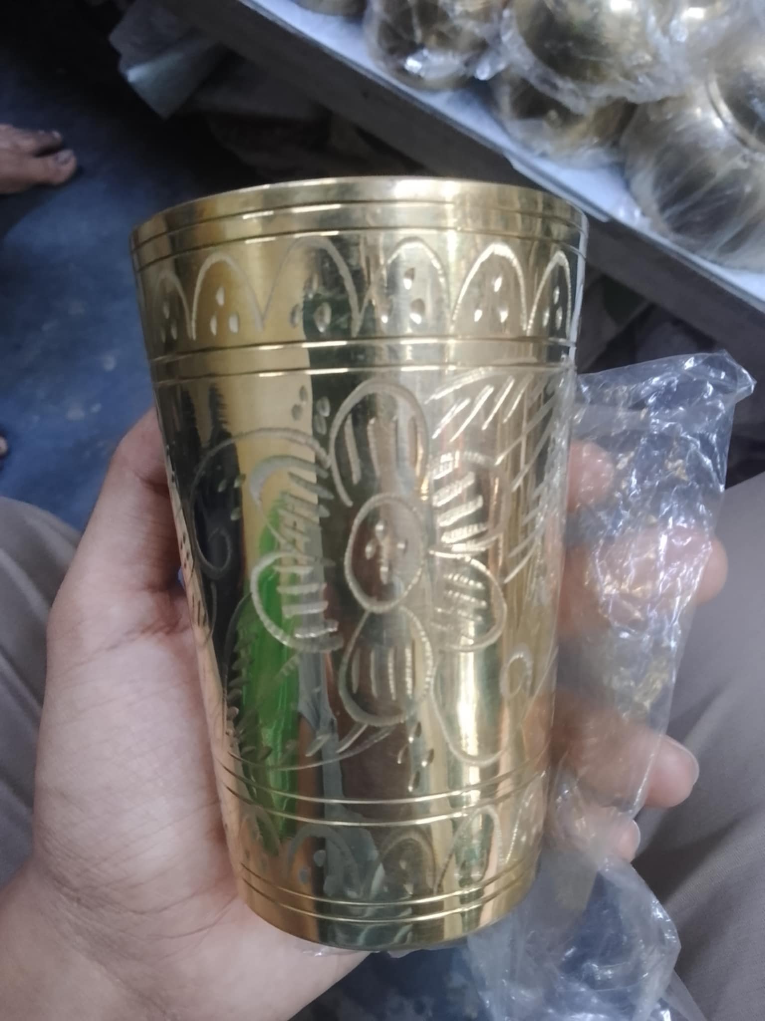 পিতলের নকশা গ্লাস - Image 1