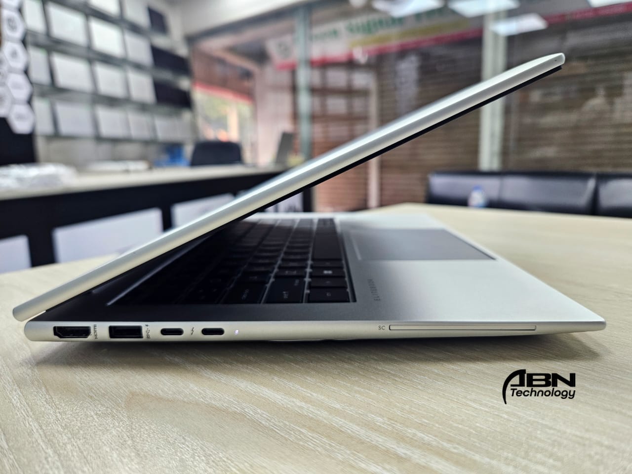 HP EliteBook 840 G9. Core i5, 12th Gen. 16GB RAM, 512GB SSD. 14.1" Display._img_2