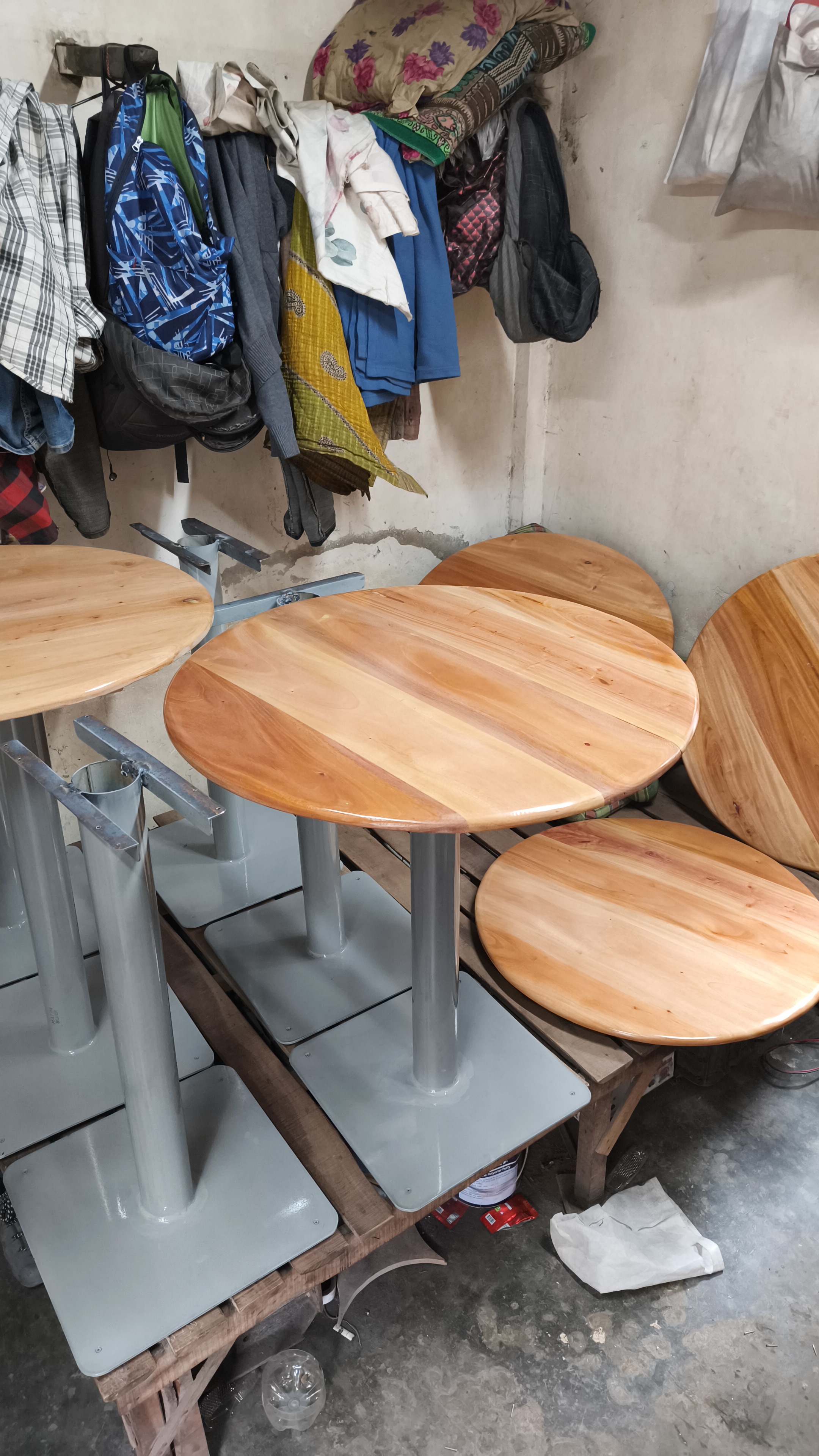 decorative table_img_0