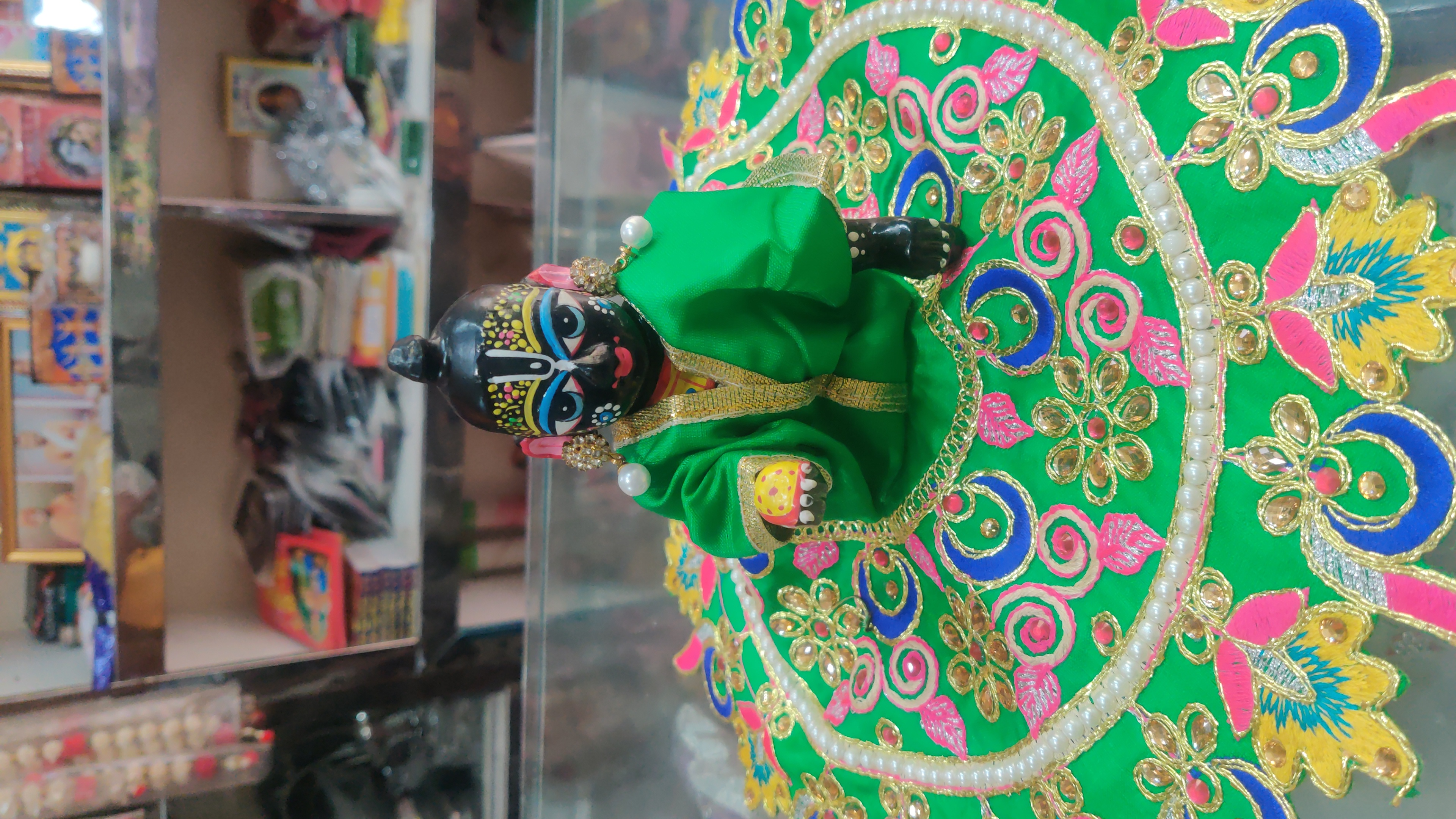 অষ্টধাতুর লাড্ডু গোপাল - Image 9