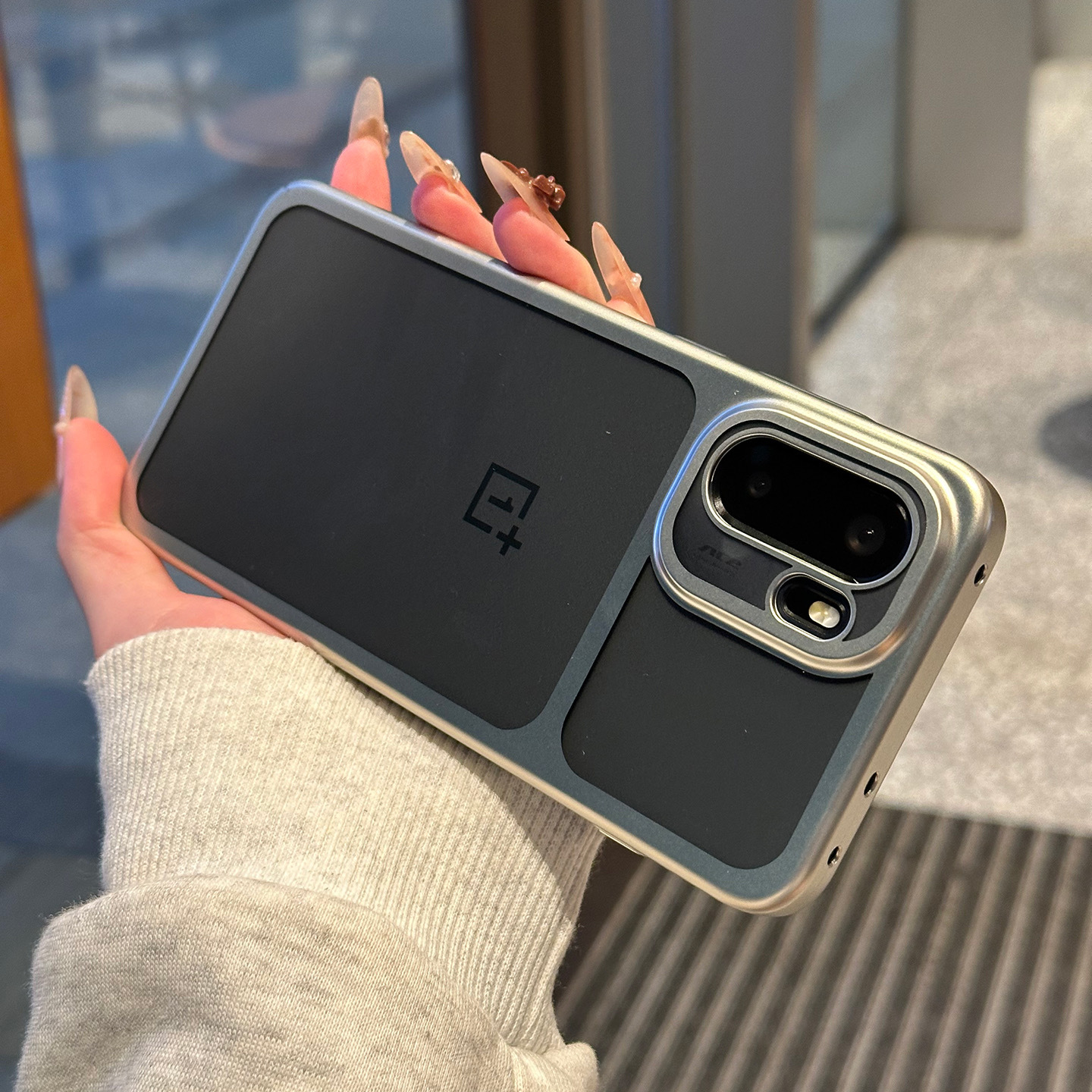 OnePlus Ace 6/OnePlus Ace6T Back Cover Silver Color_img_1