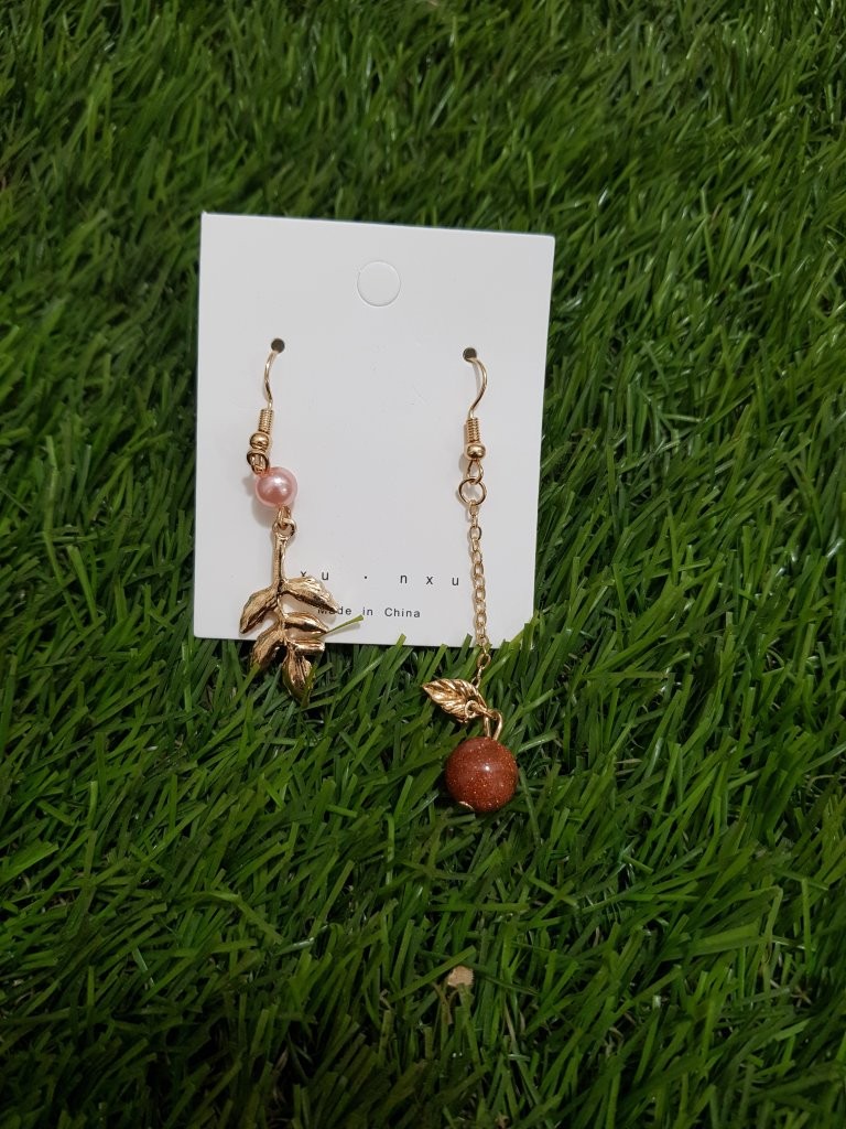 Leaf Style Earrings – Elegant Nature-Inspired Jewelry for Everyday Wear