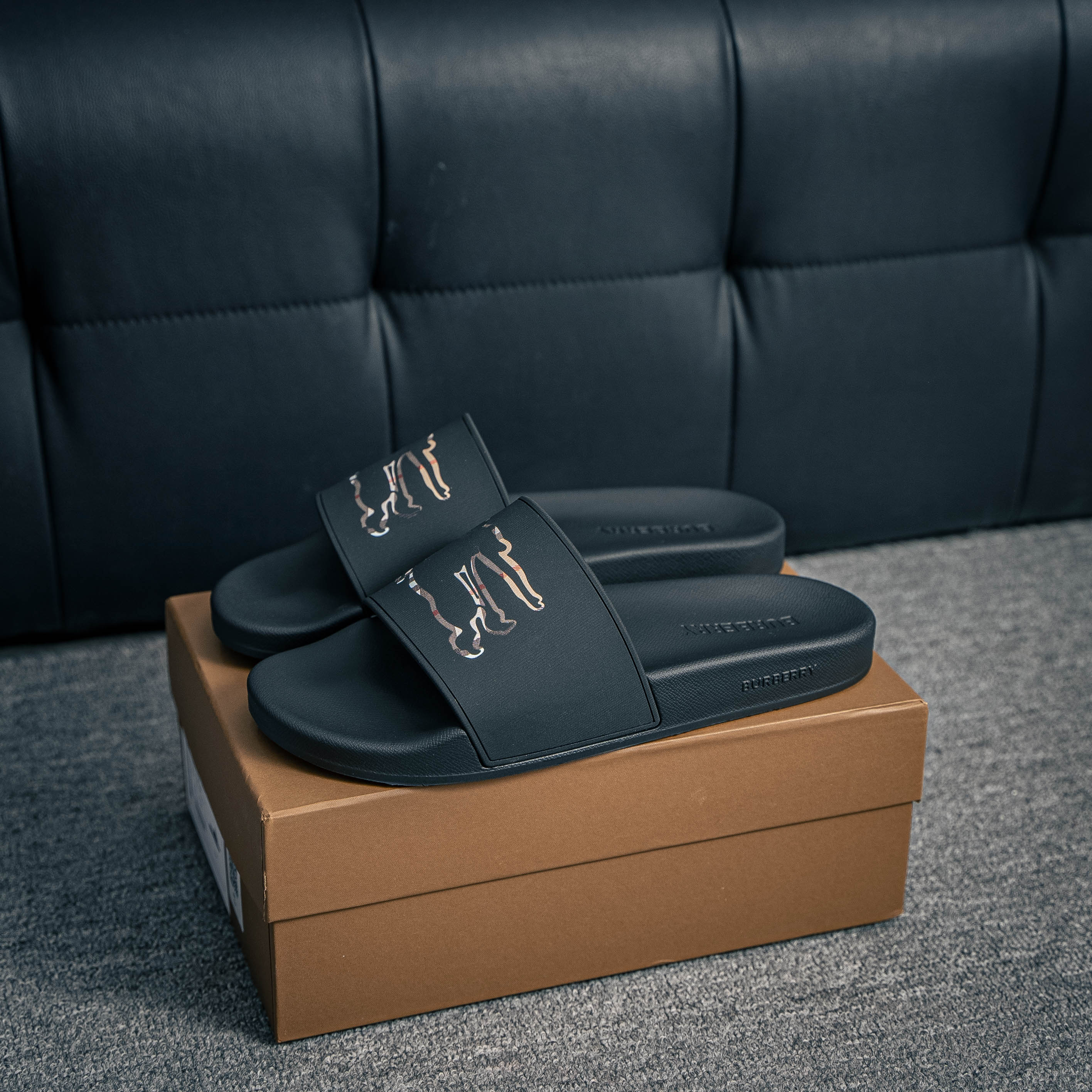 Burberry slide sandal (1:1)_img_3