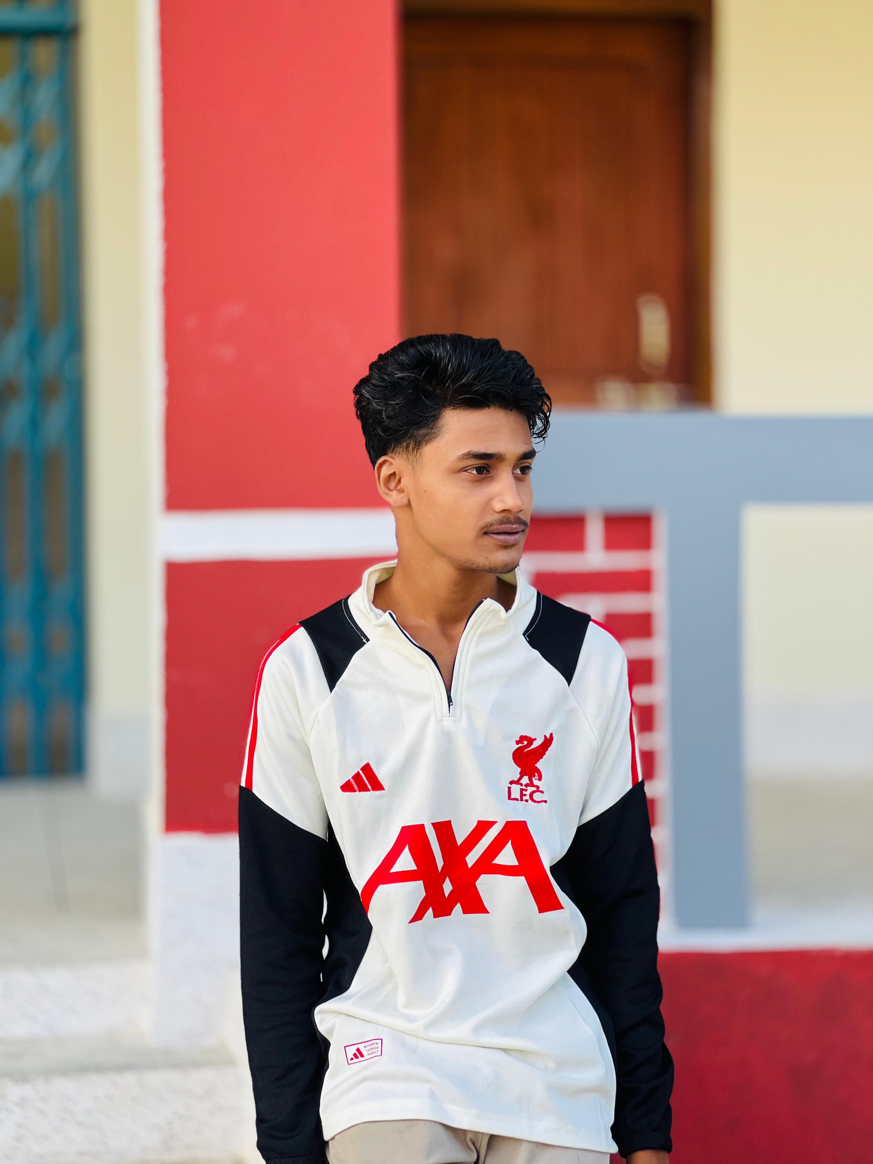 Livarpool Training Sweat Shirt._img_6