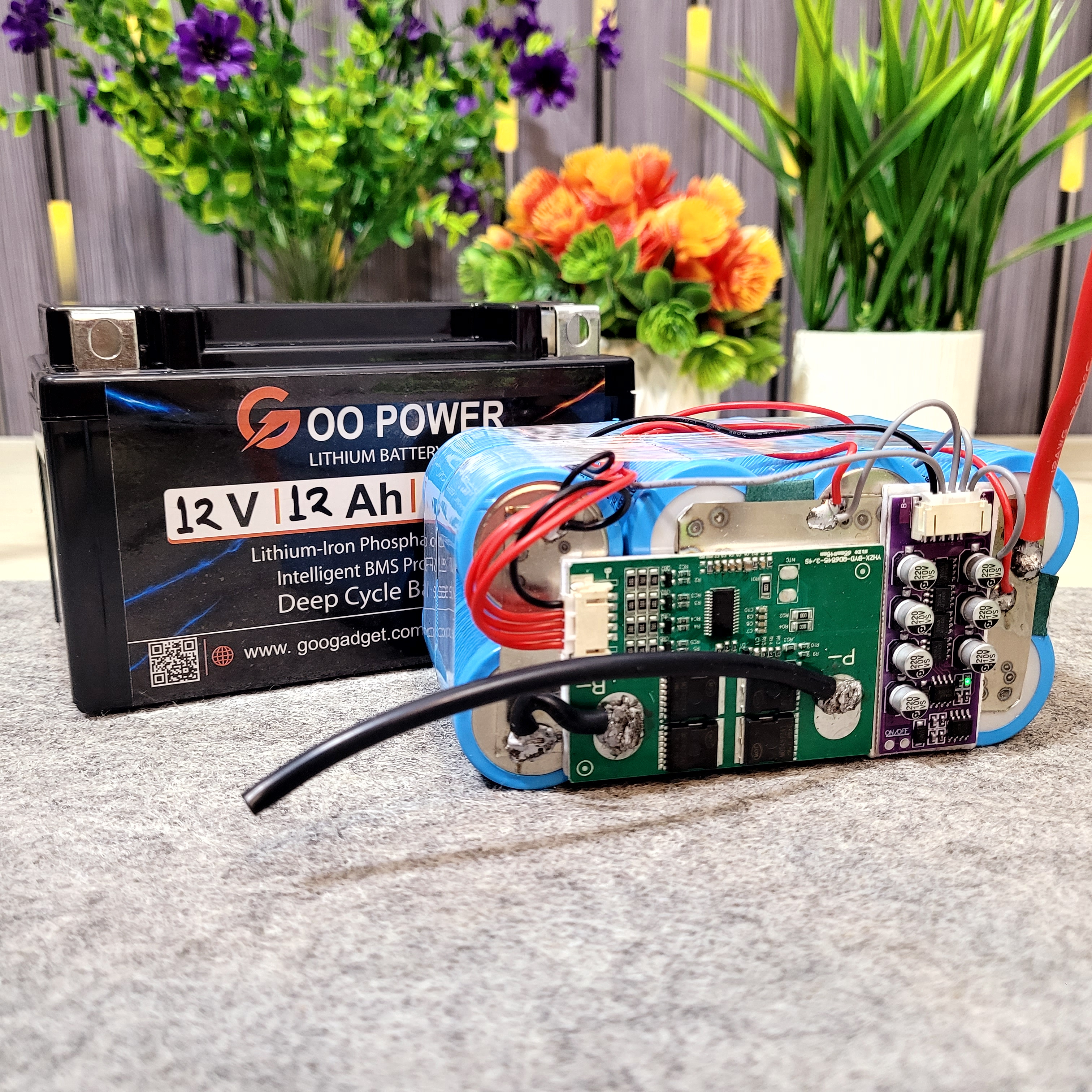 12V 12Ah LiFePO4 Bike Self-Start Battery Pack with Active Balancer, 7L Size, High Peak Current Support_img_2