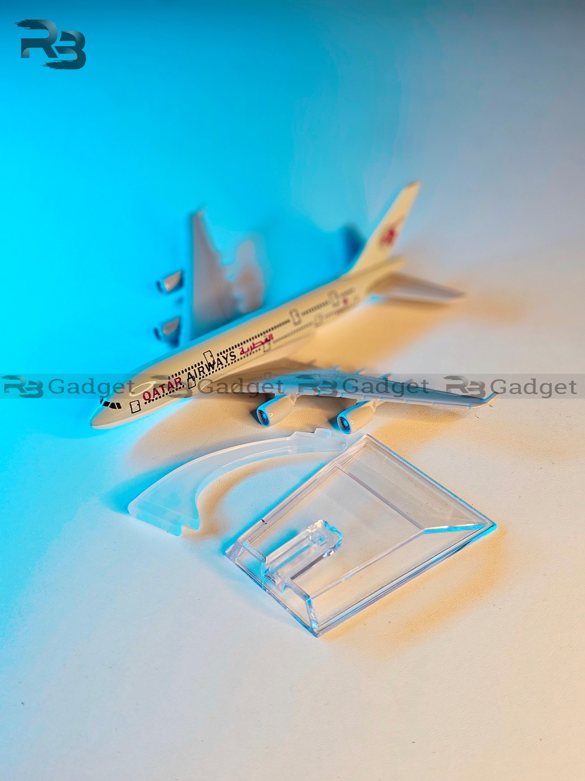 Qatar Airways A380 Metal Aircraft -16cm_img_5