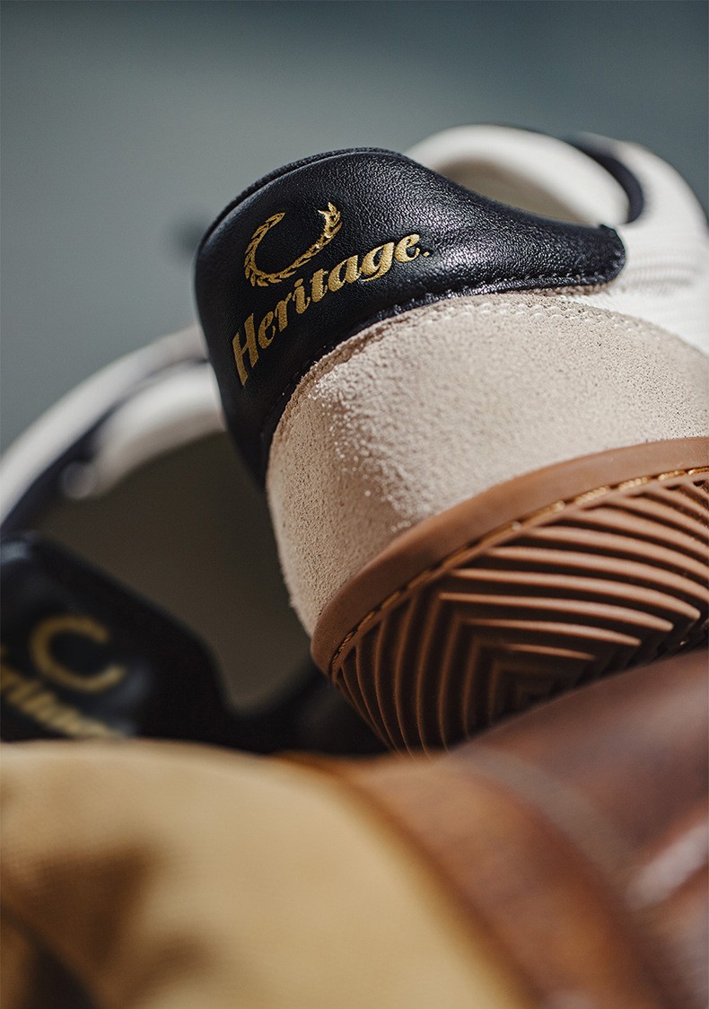 Thin-Soled Training Sneakers_img_4