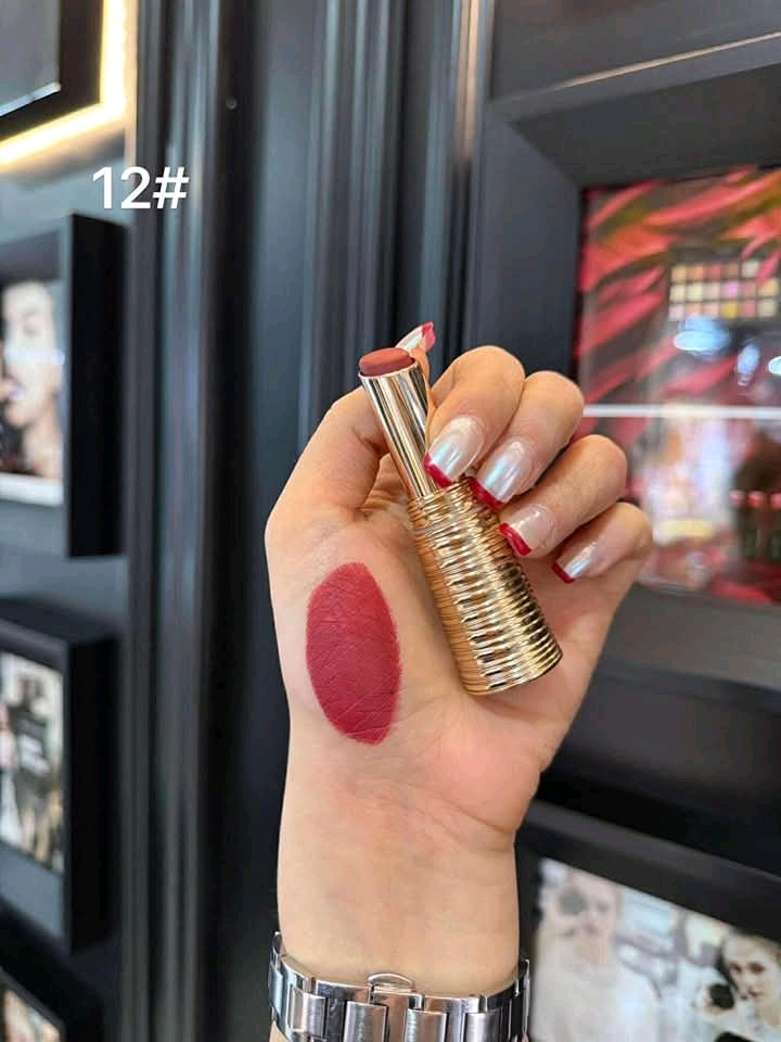 IMAGIC Matte Finish Lipstick (shade 12)