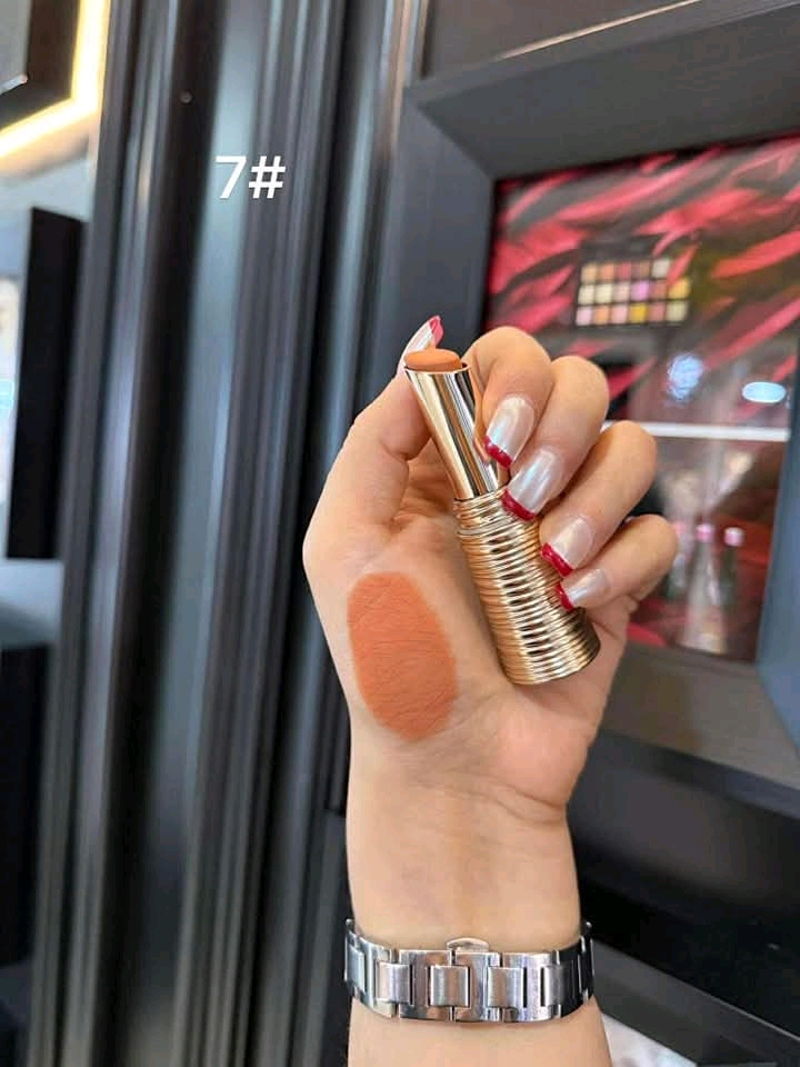 IMAGIC Matte Finish Lipstick (shade 7)