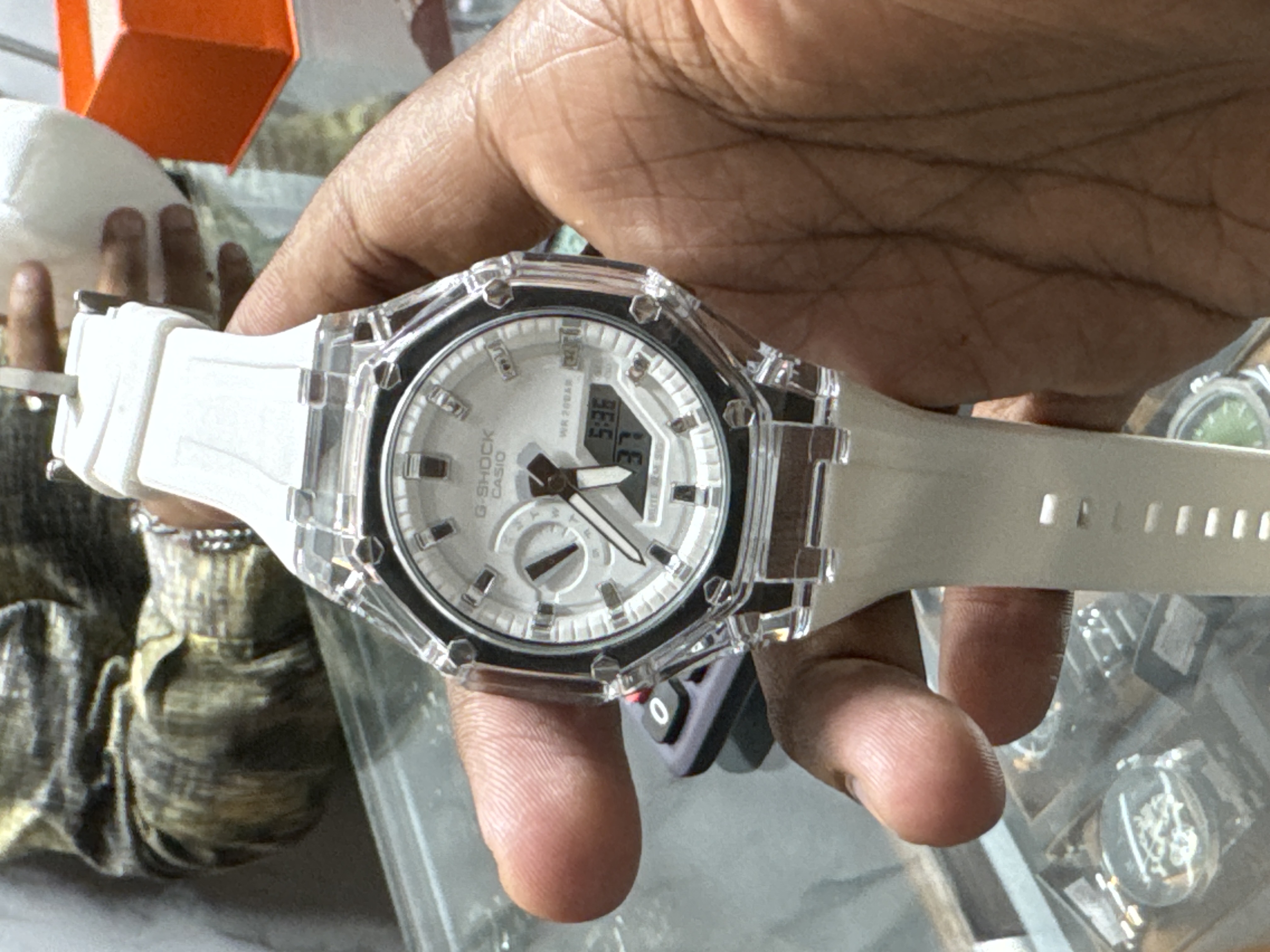 Casio Gshock white  AA