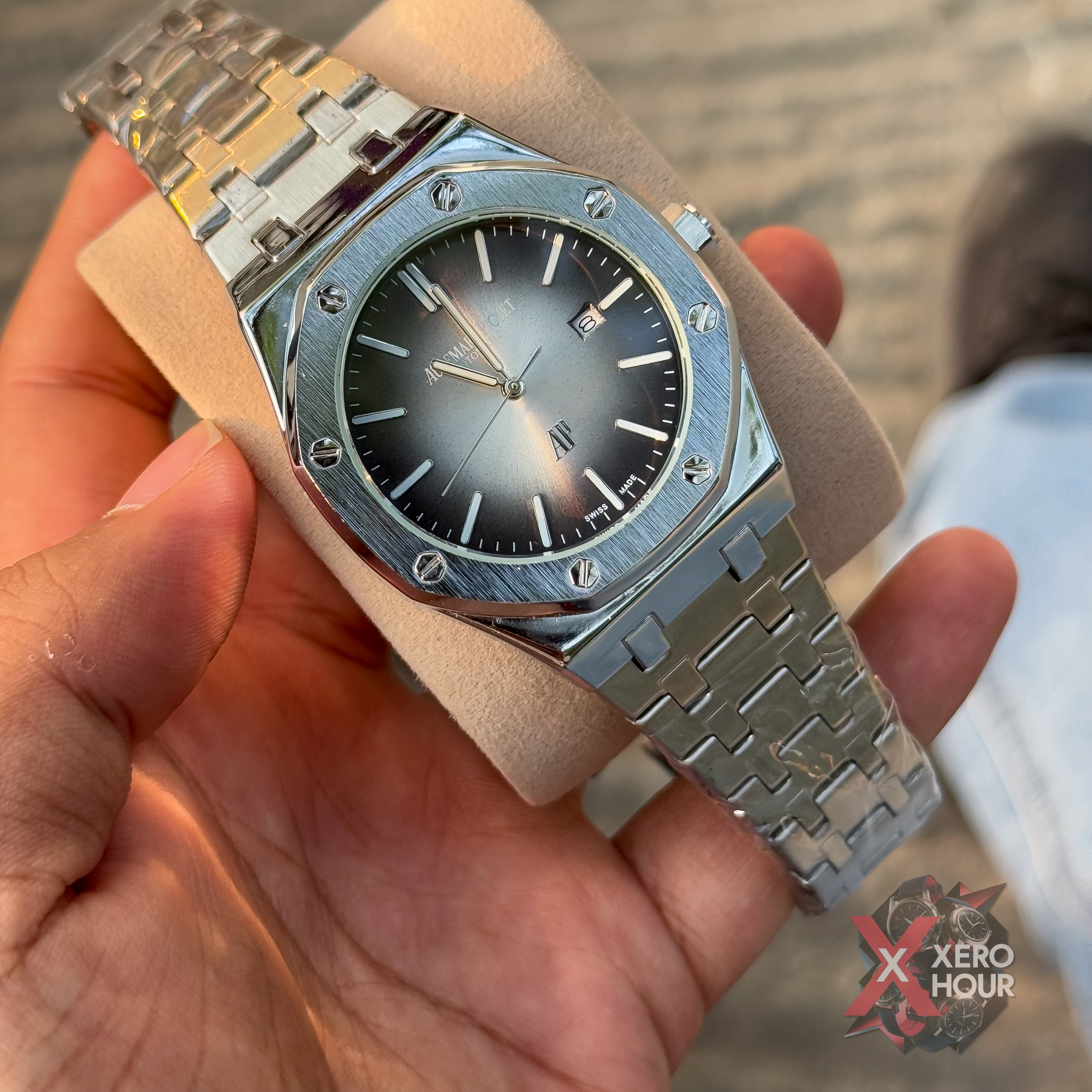 Audemars Piguet Royal Oak | Silver Shine Grey Dial 2025_img_6