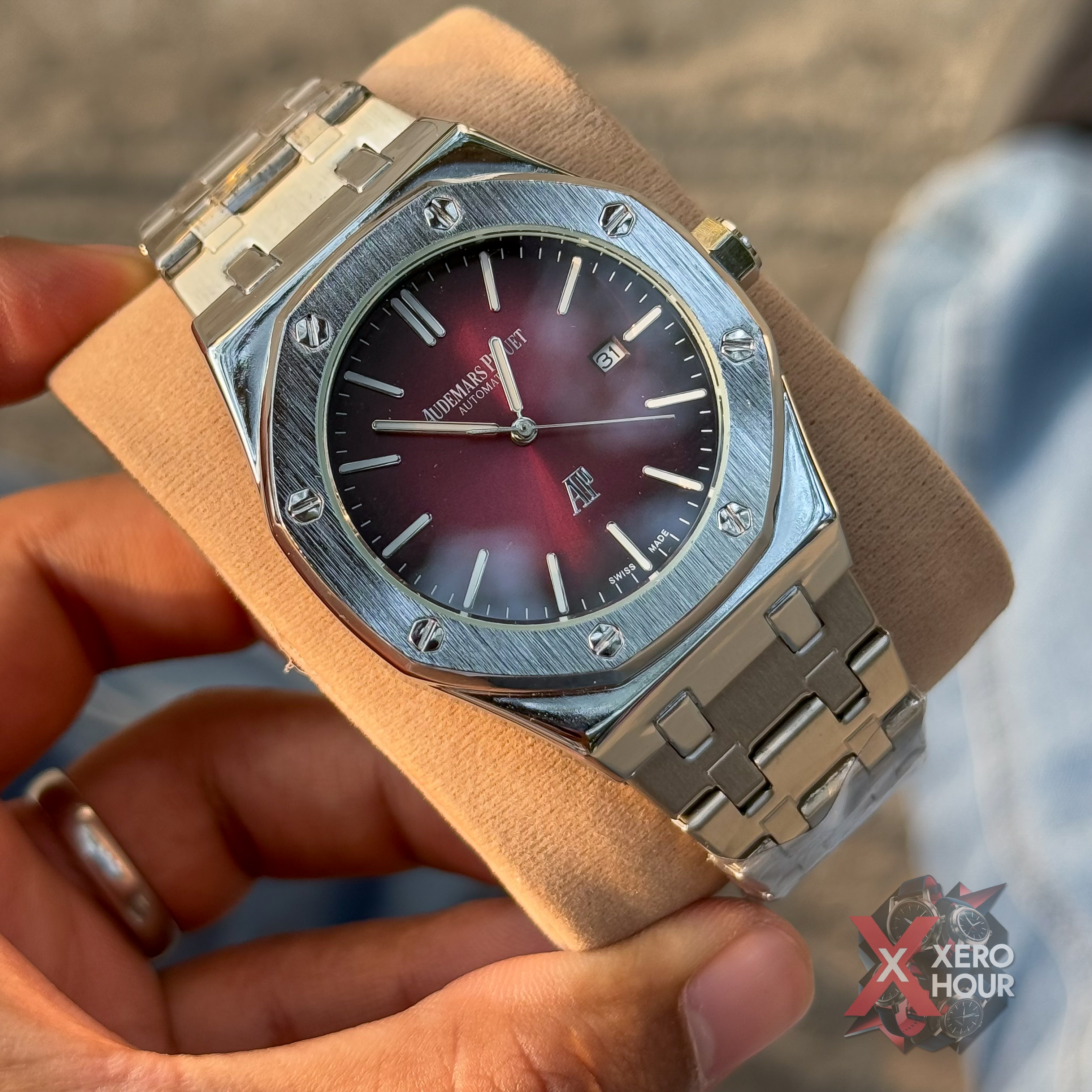 Audemars Piguet Royal Oak | Silver Shine Red Dial 2025_img_4