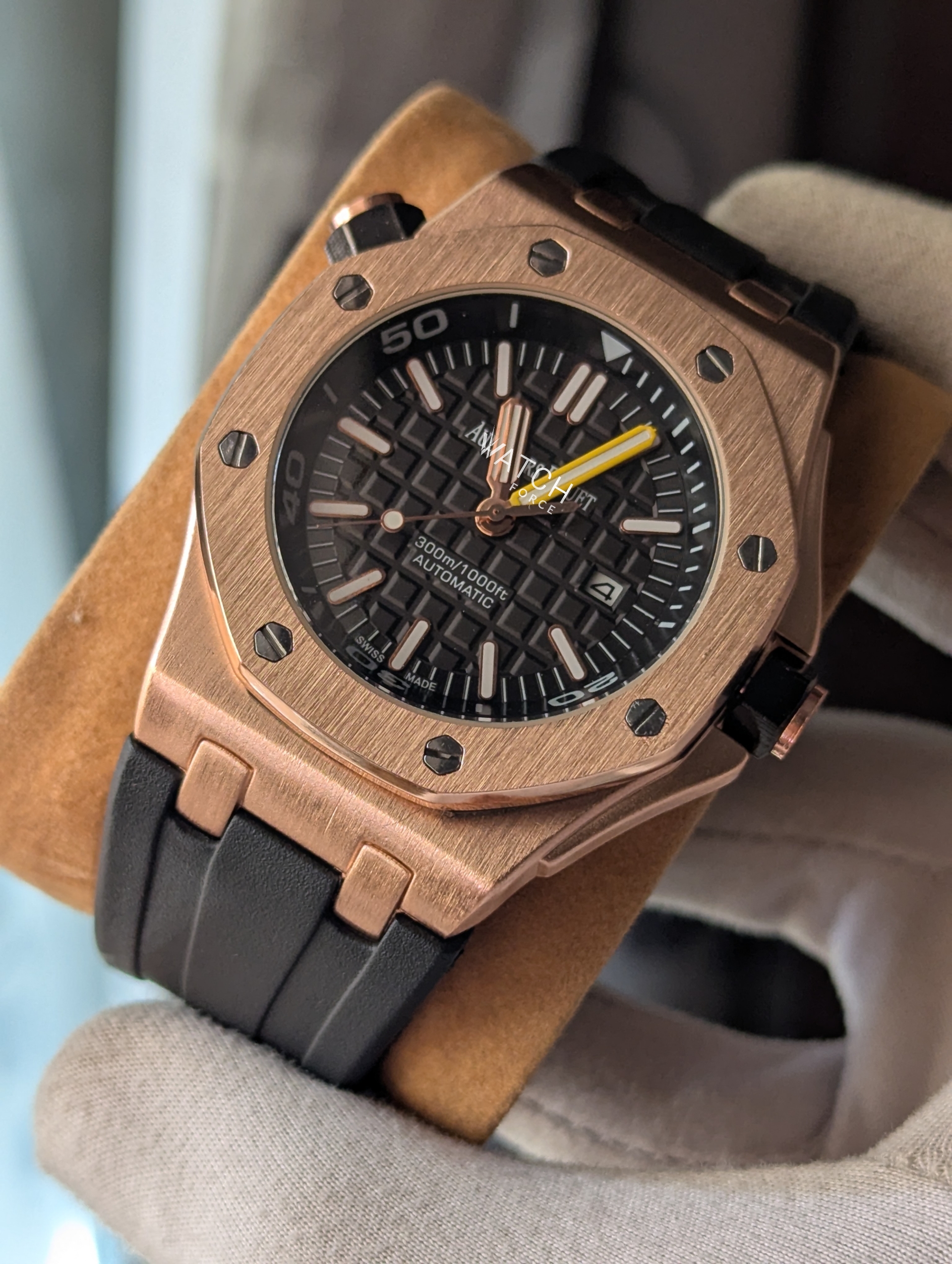 Ap Royal Oak Quartz Watch_img_1