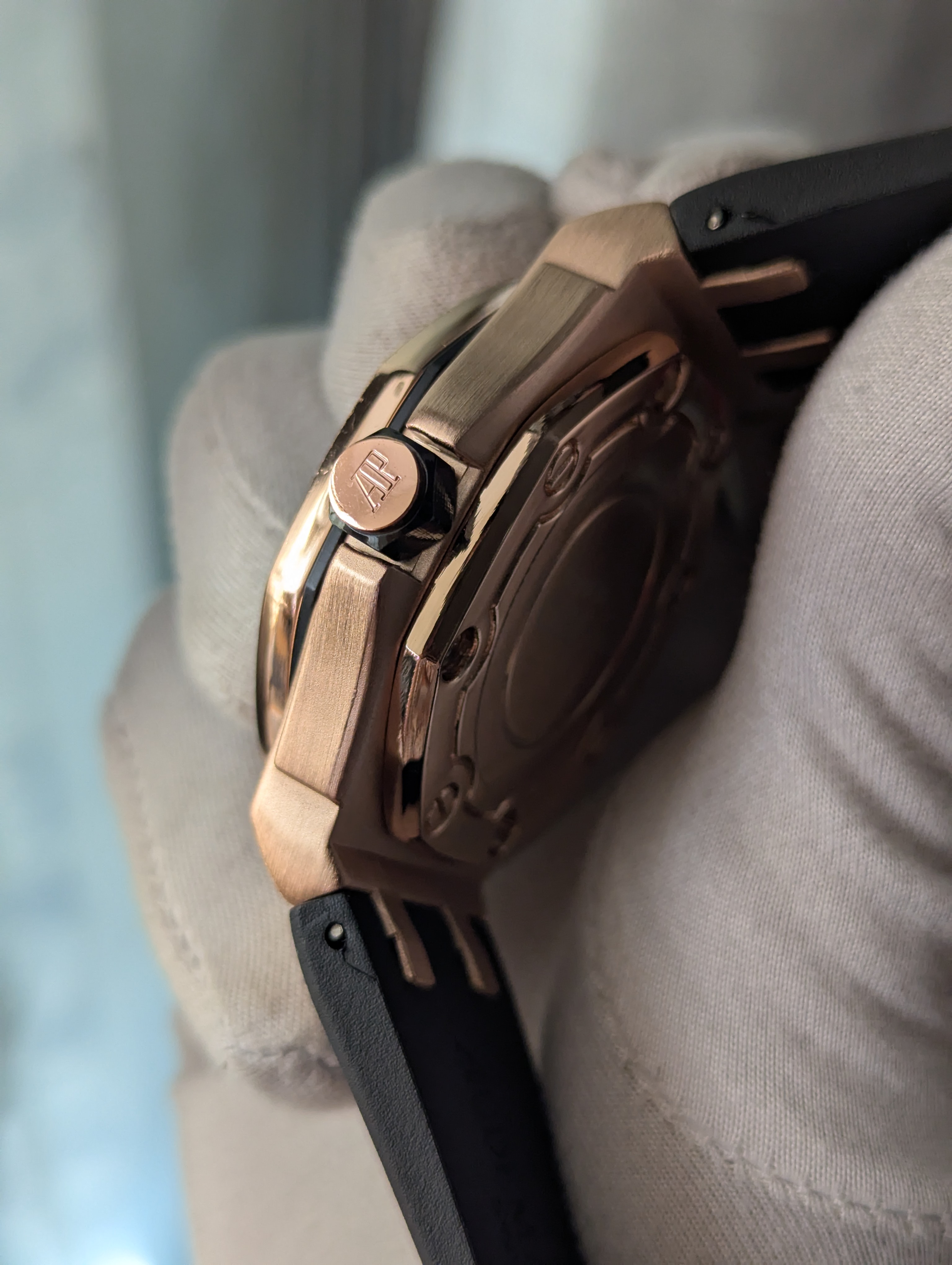 Ap Royal Oak Quartz Watch_img_4