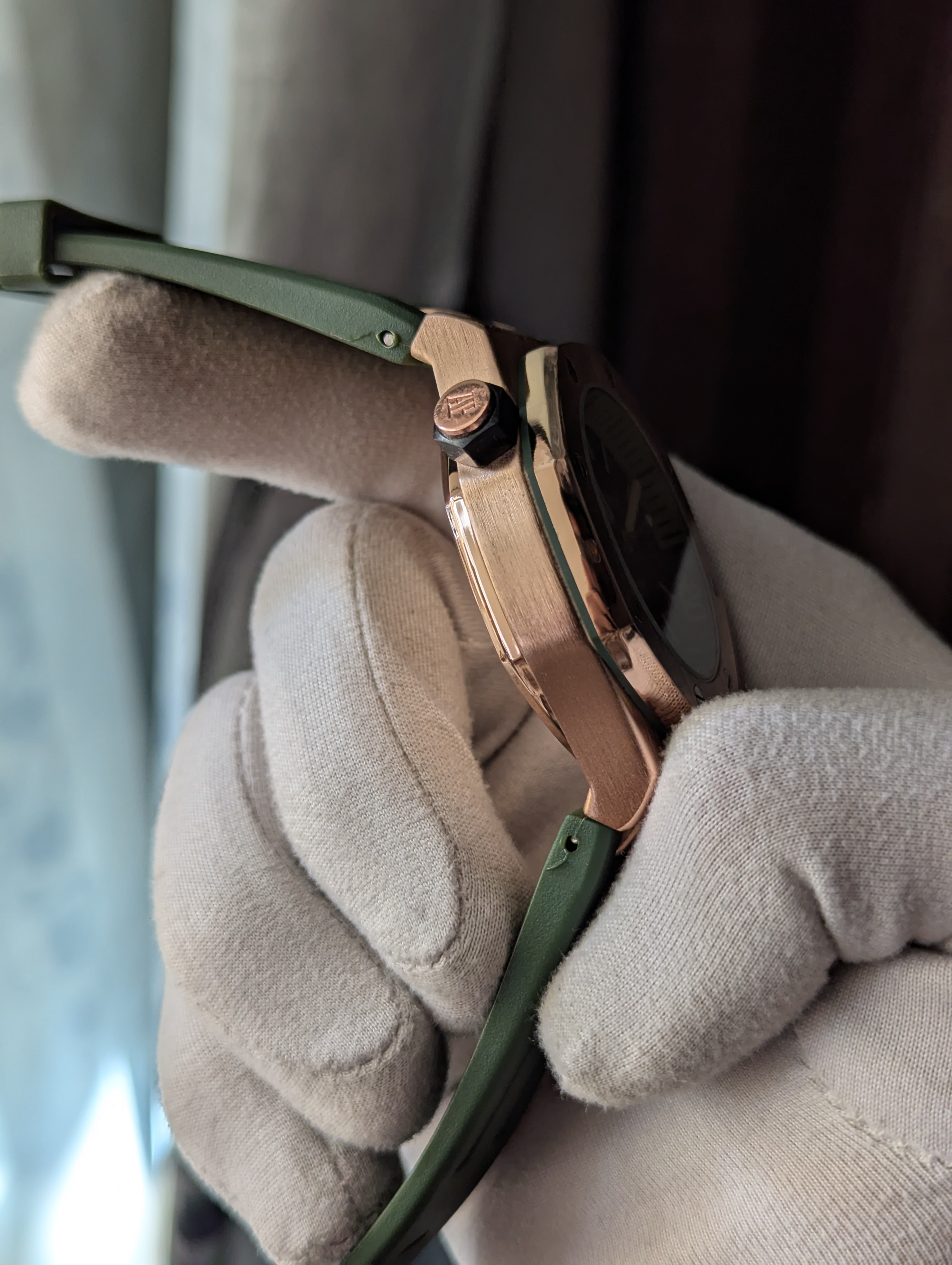 Ap Royal Oak Quartz Watch_img_3