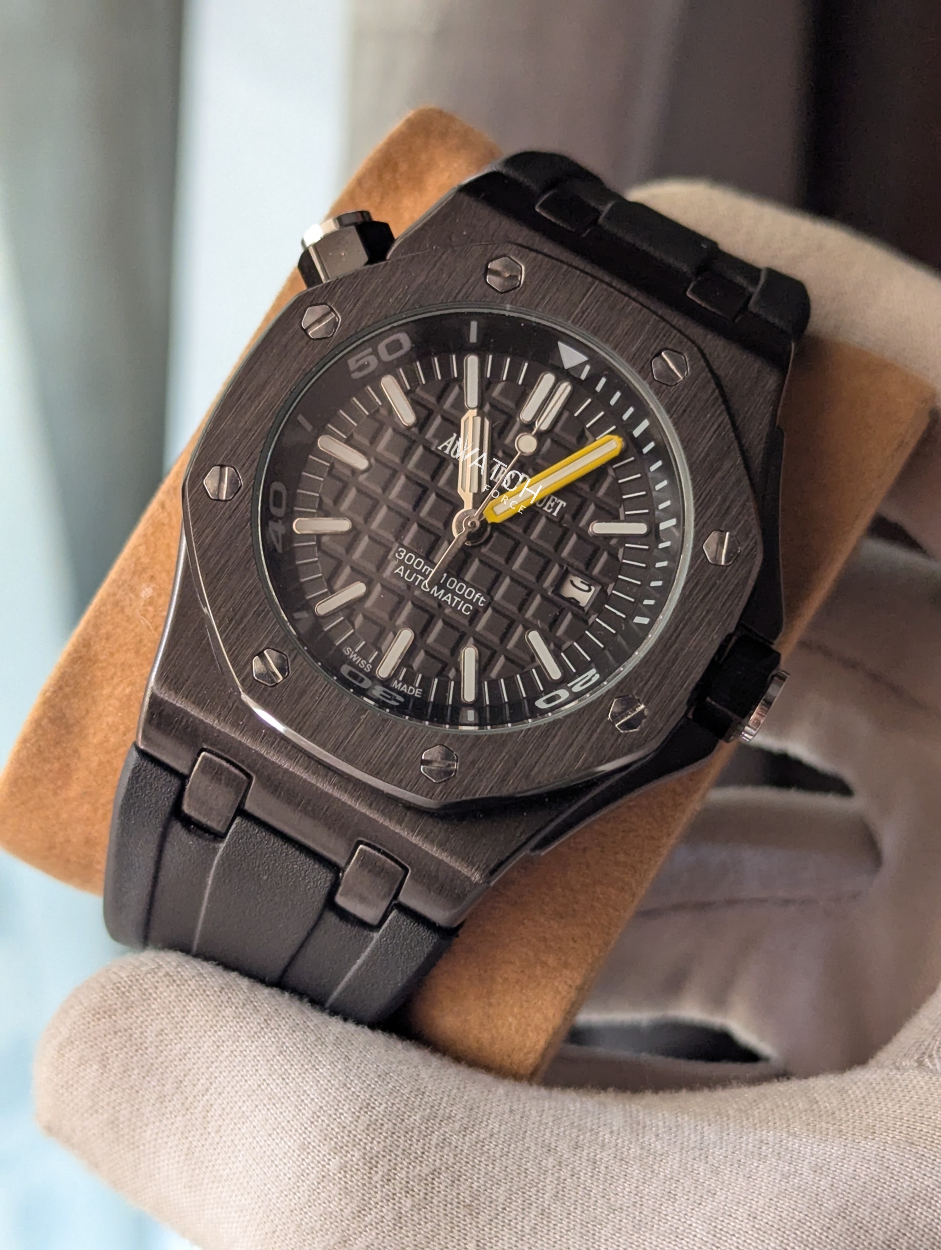 Ap Royal Oak Quartz Watch_img_1