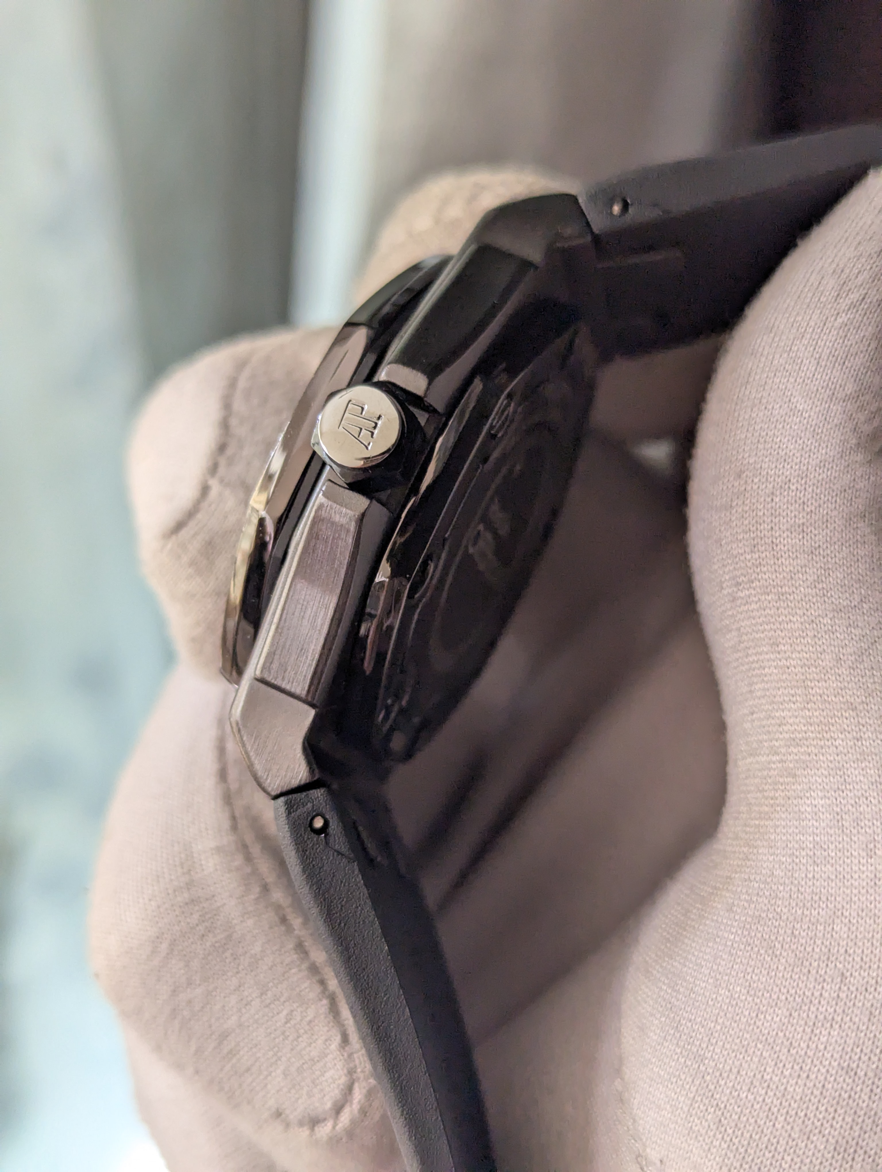 Ap Royal Oak Quartz Watch_img_4