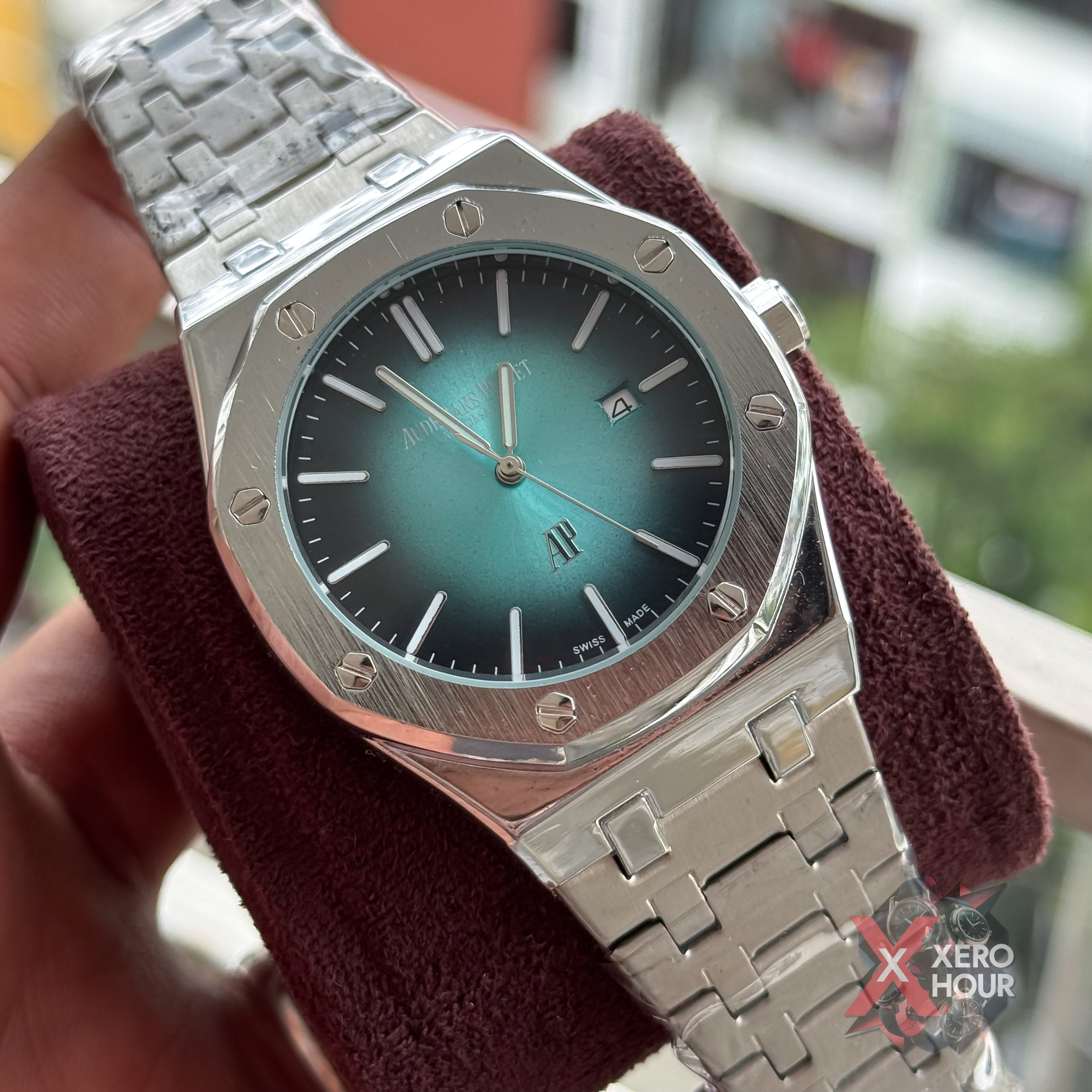 Audemars Piguet Royal Oak | Silver Shine Tiffany Dial 2025_img_2