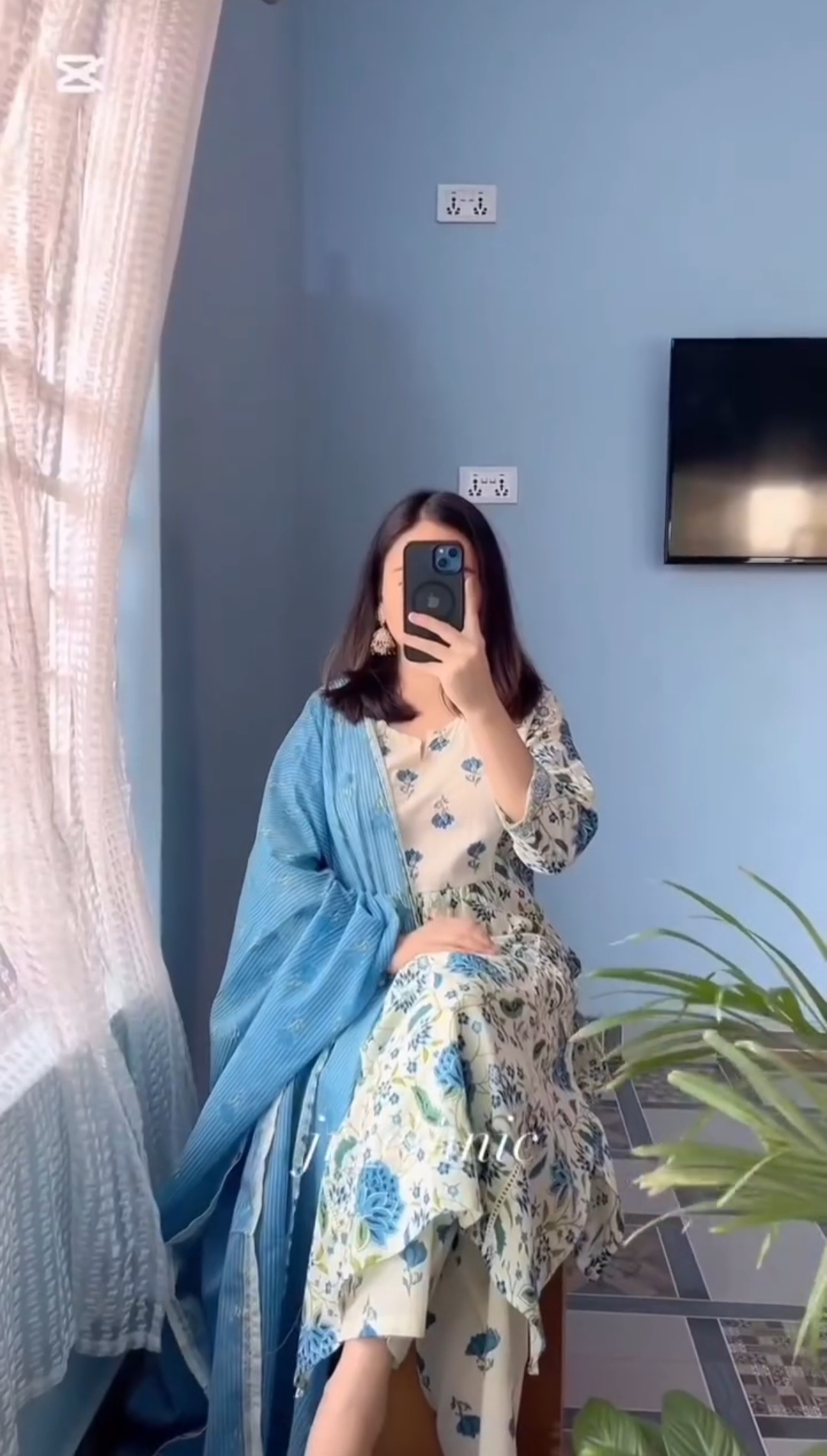 Trendy Golbahar Three Piece Set