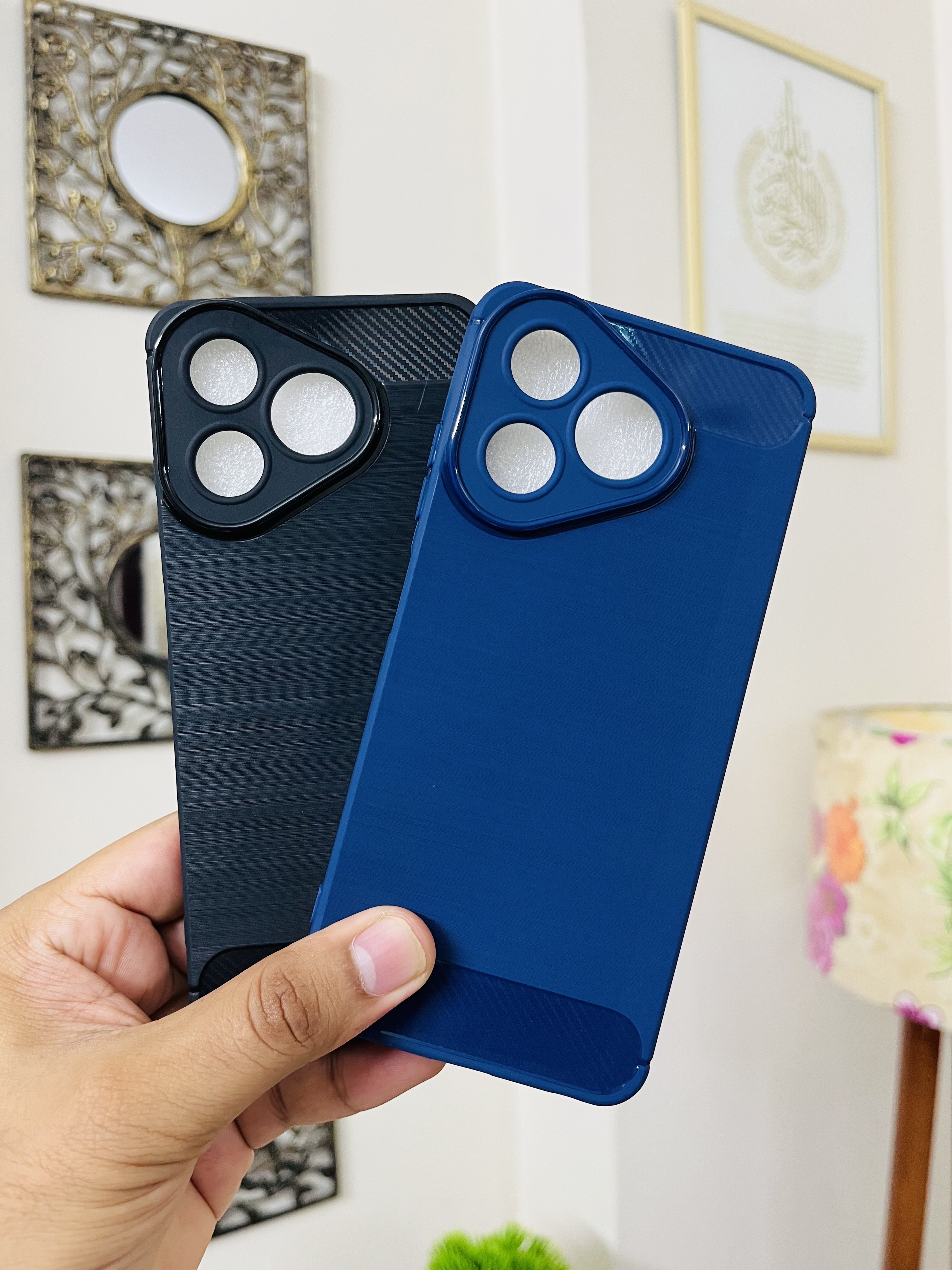 Walton Orbit Y13 Back Cover