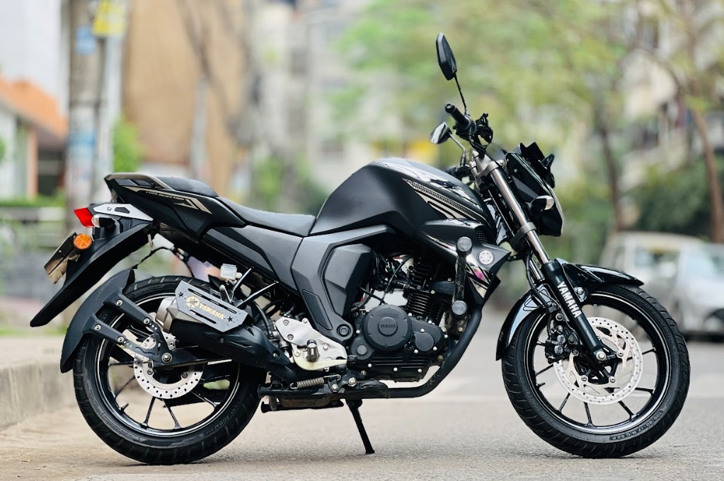 Full Set Sticker for Yamaha FZS V2 (Dark Night) bike._img_1