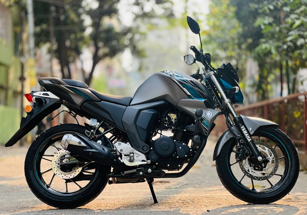 Full Set Sticker for Yamaha FZS V2 (Mat Grey) bike._img_1